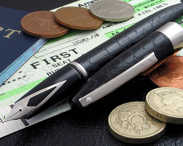 Sheaffer-Legacy-Heritage-Look-of-Leather-2004-An-Epitome-of-Elegance-and-Craftsmanship My Store