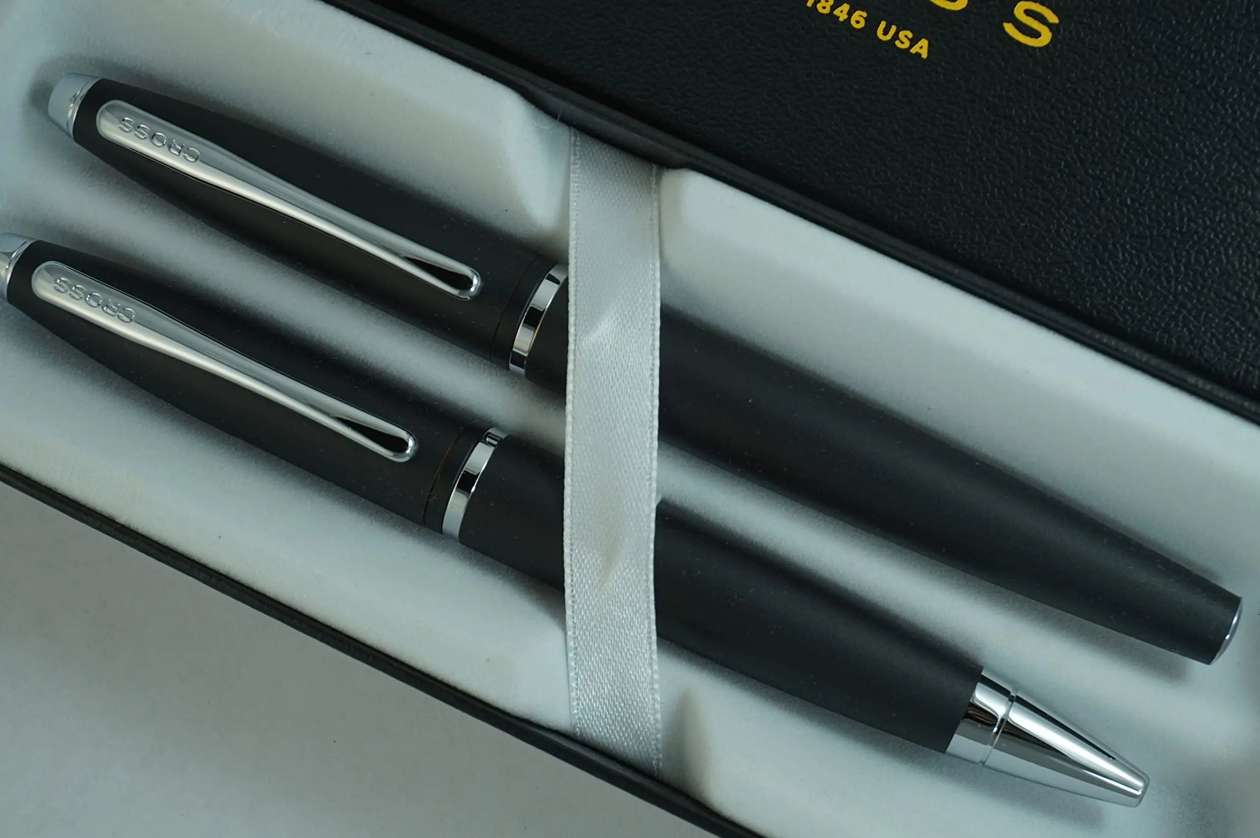 A.T. Cross Cross Matte Black Selectip Gel Ink Medium Point Calais Rollerball Pen and Ballpoint Pen Luxury gift Set Cross