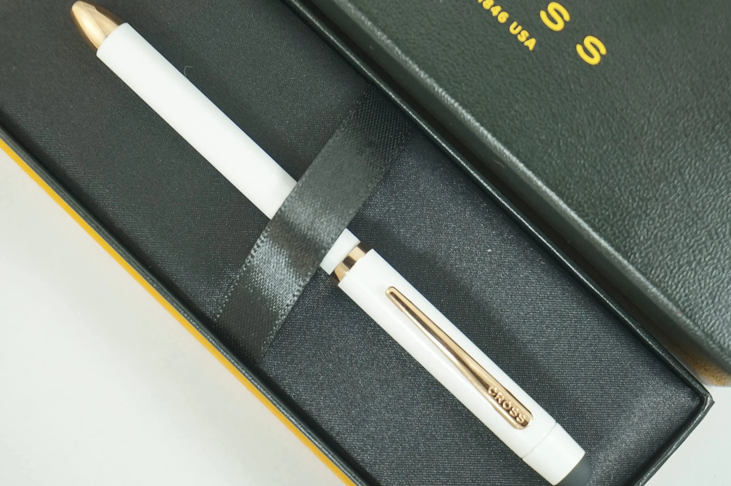 A.T. Cross Limited Edition Tech3+ Pearlescent Stormy White and 23KT Gold Appointments Multi-function Pen - 0.5 MM Lead Size Pencil, Black Ink Refill, and Red Ink Refill in One Pen. Cross