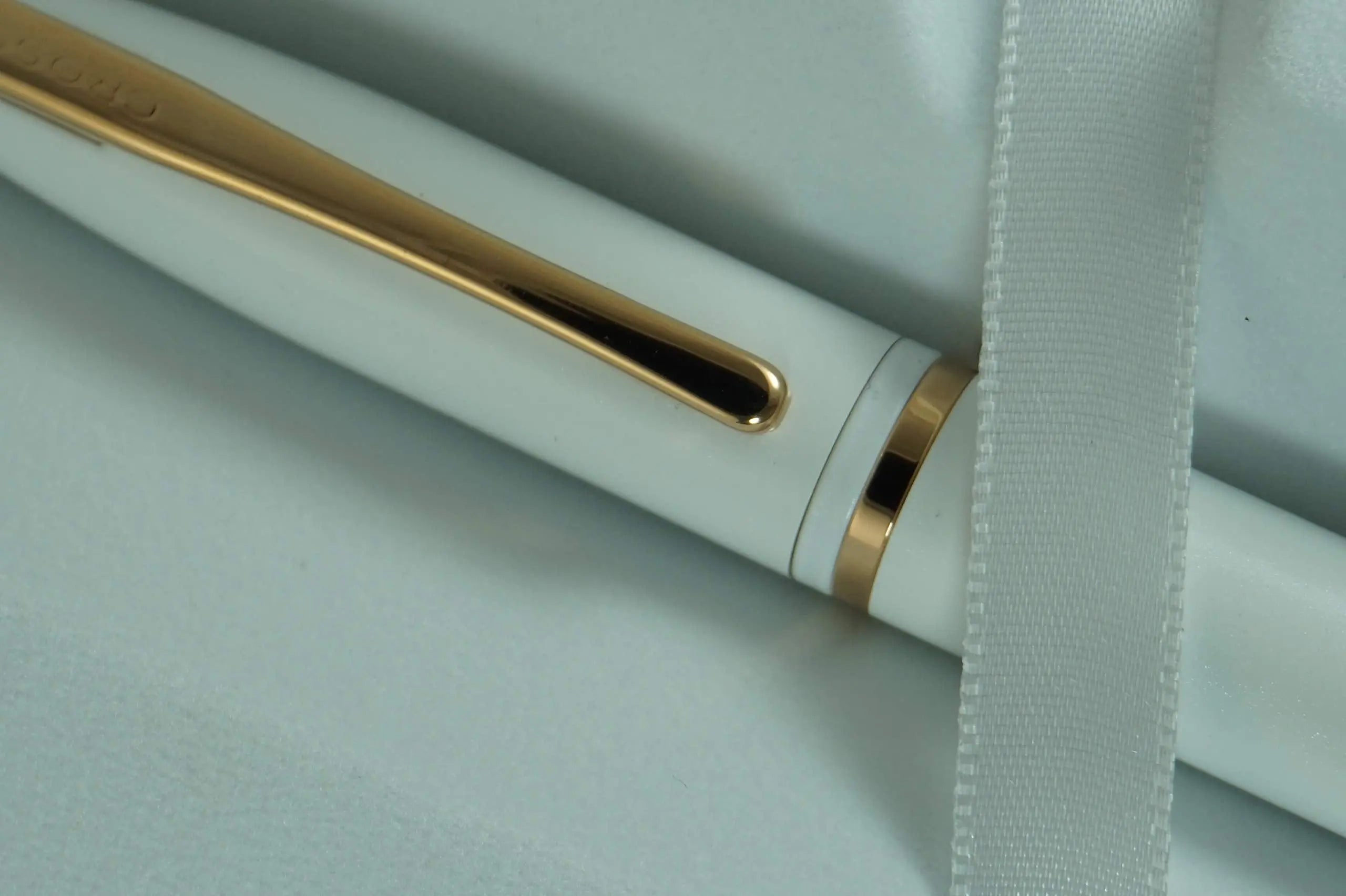 A.T. Cross Pearlescent White Medalist and 23KT Rose Gold Appointments and Cross signature mid Band Calaise Ballpoint Pen and two Bonus refills . A Gift Pen for Anyone and Any Occasion - crosspenmall.com