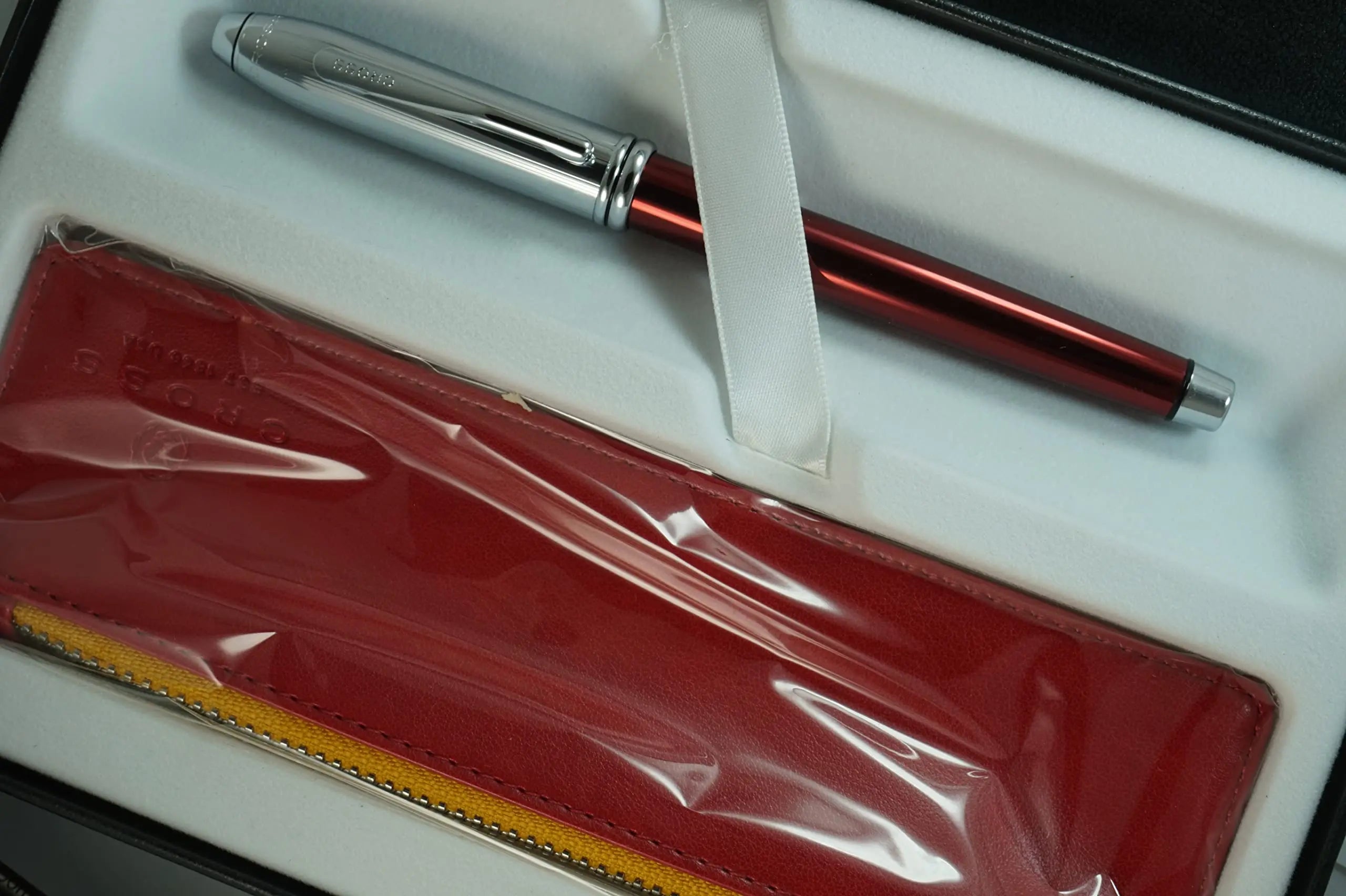 A.T. Cross Townsend Red Lacquer Tuxedo Selectip Gel ink Rollerball Pen and Matching Red Pen Pouch Set Cross