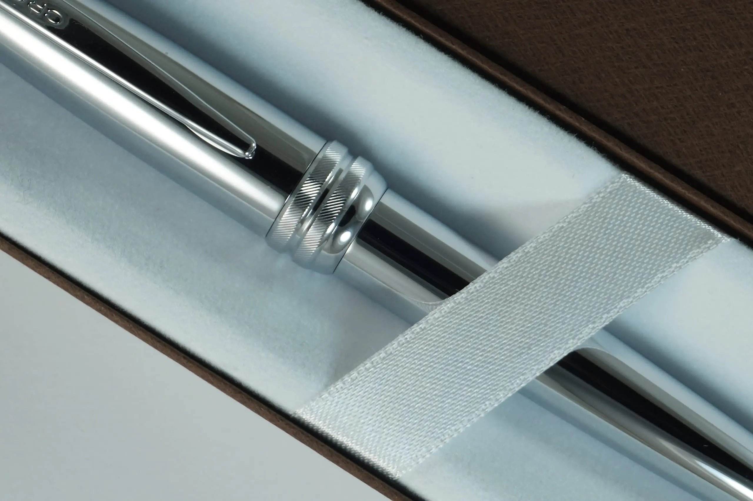 Cross Bailey, Polished Chrome signature Diamond cut multi-grooved center Ring 0.7MM Pencil Set. A great Gift for any occasion. Cross
