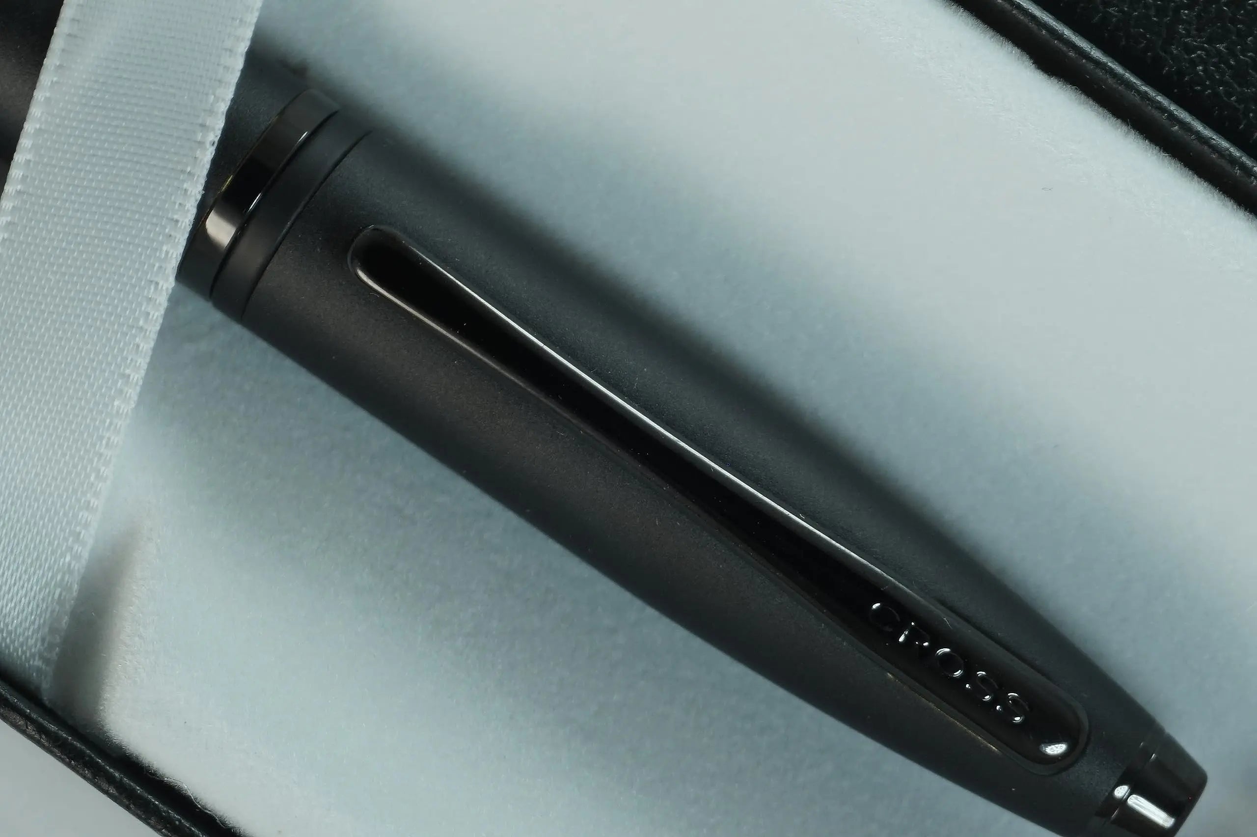 Cross Calais Carbon Matte Jet Black Signature Mid band and PVD Appointments Ballpoint Pen - crosspenmall.com