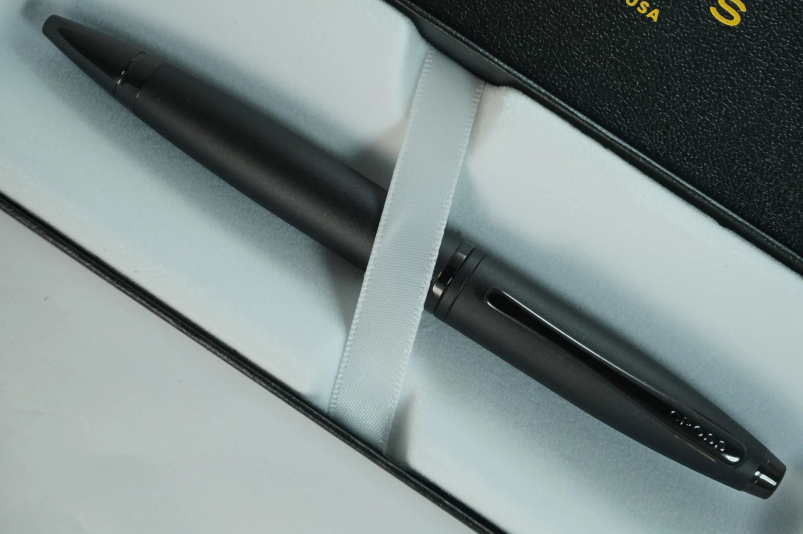 Cross Calais Carbon Matte Jet Black Signature Mid band and PVD Appointments Ballpoint Pen - crosspenmall.com