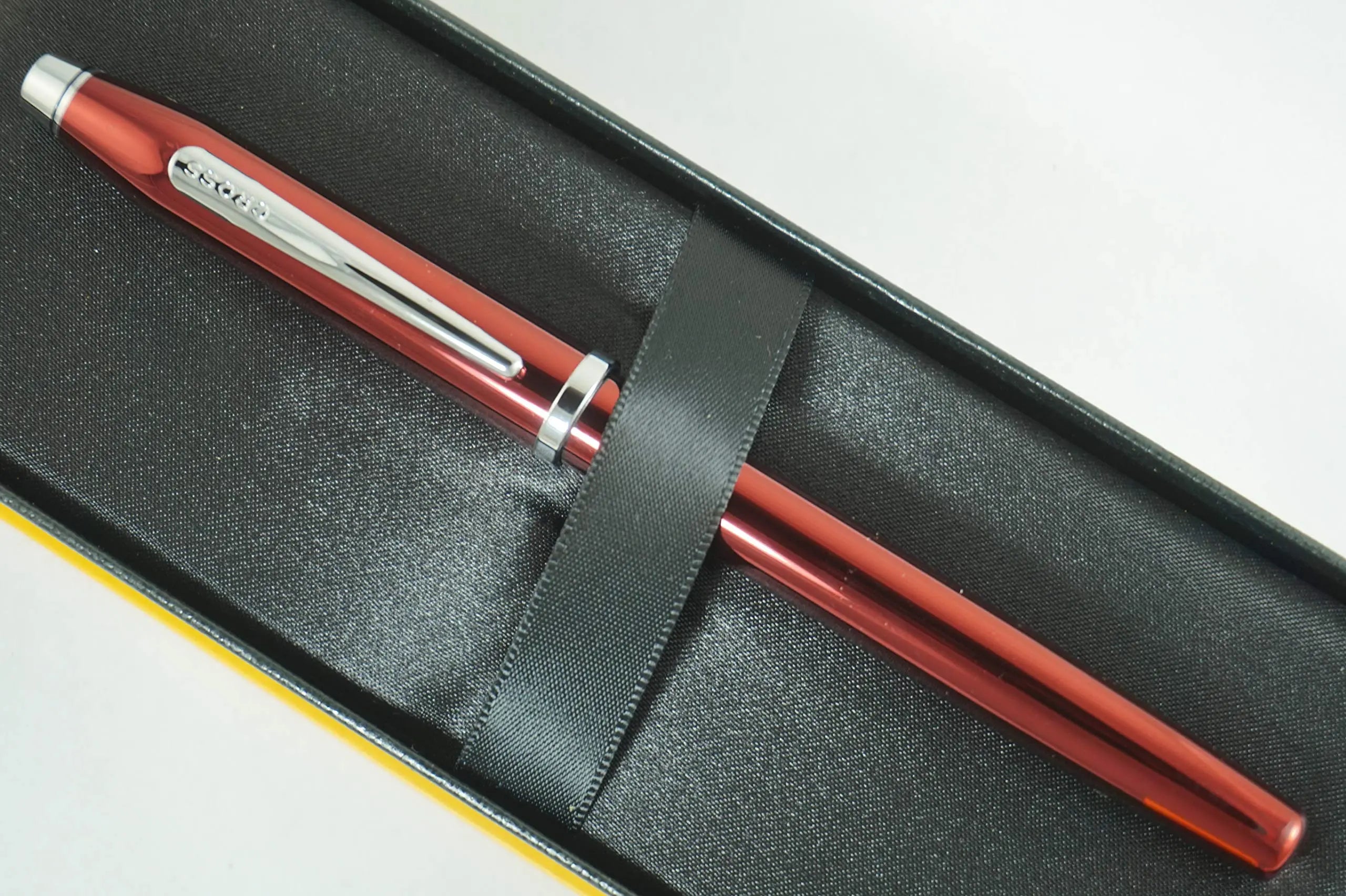 Cross Century II Limited Series, Pearlescent Metallic Ruby Red selectip Gel Ink Rollerball Pen - crosspenmall.com