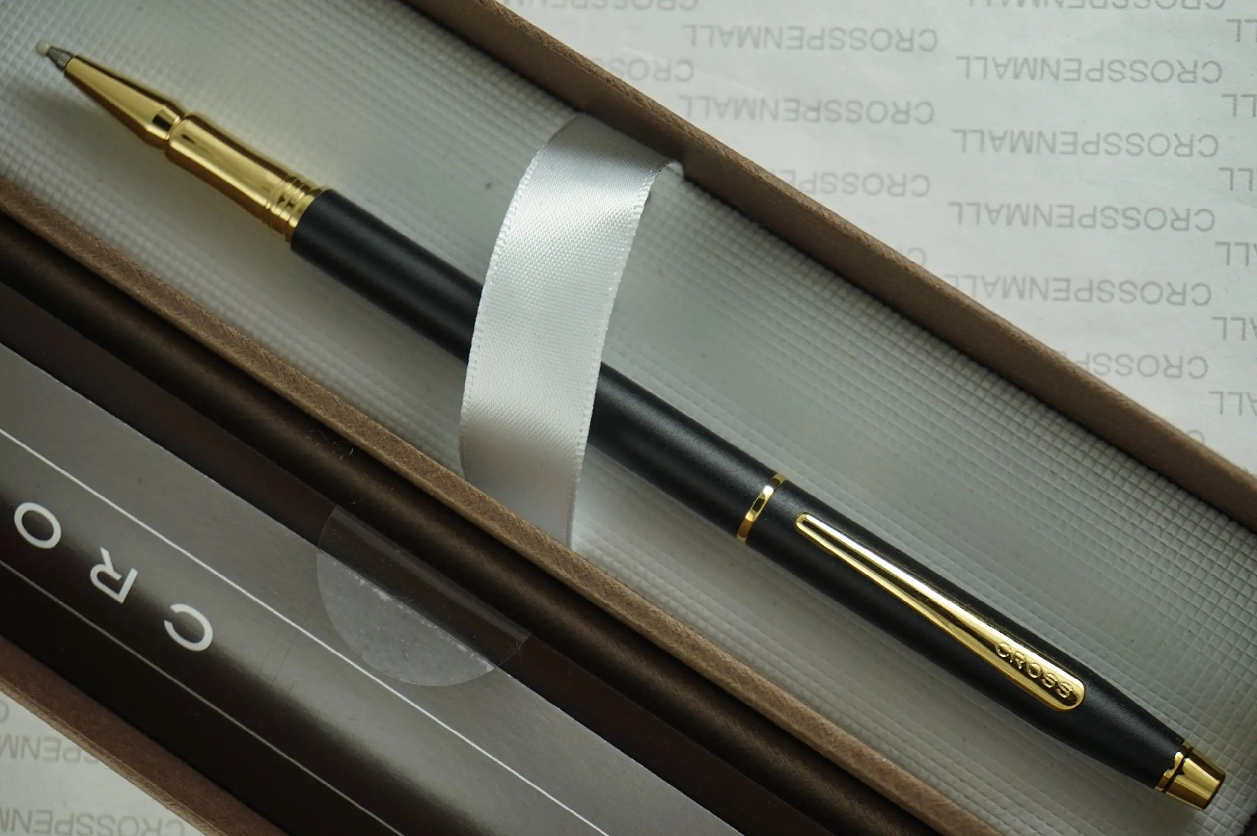 Cross Century Spire Silhouette Satin Matte Black with 23KT Gold Appointments Rollerball (Rolling Ball) Pen - crosspenmall.com