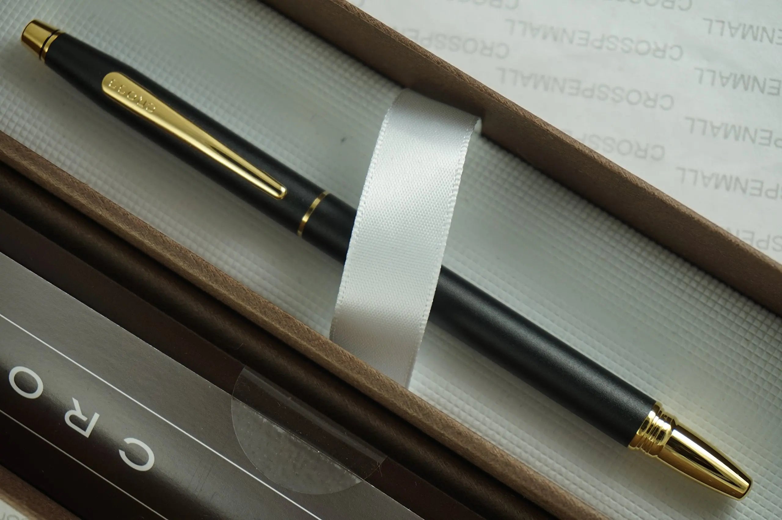 Cross Century Spire Silhouette Satin Matte Black with 23KT Gold Appointments Rollerball (Rolling Ball) Pen - crosspenmall.com