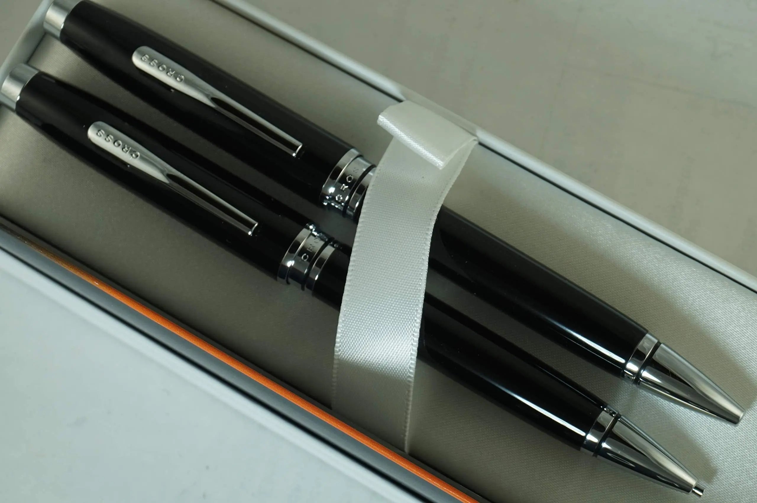 Cross Classic Coventry Black Lacquer & Extremely Polished Appointments with Distinctive Cross Special Signature Mid Rings,Coventry Pen & 0.7MM Pencil Set. - crosspenmall.com