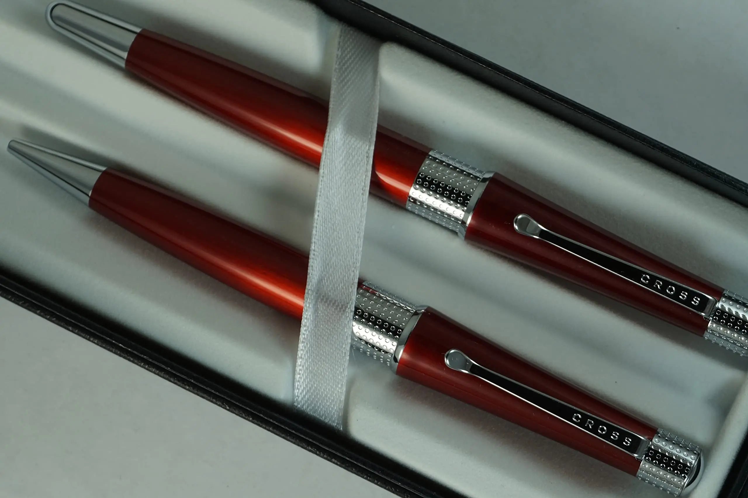 Cross Collection Beverly Red Lacquer with Cross signature pronounced center Band Selectip Rollerball Pen and Ballpoint Pen Set.A great wedding, birthday, graduation & Christmas gift - crosspenmall.com