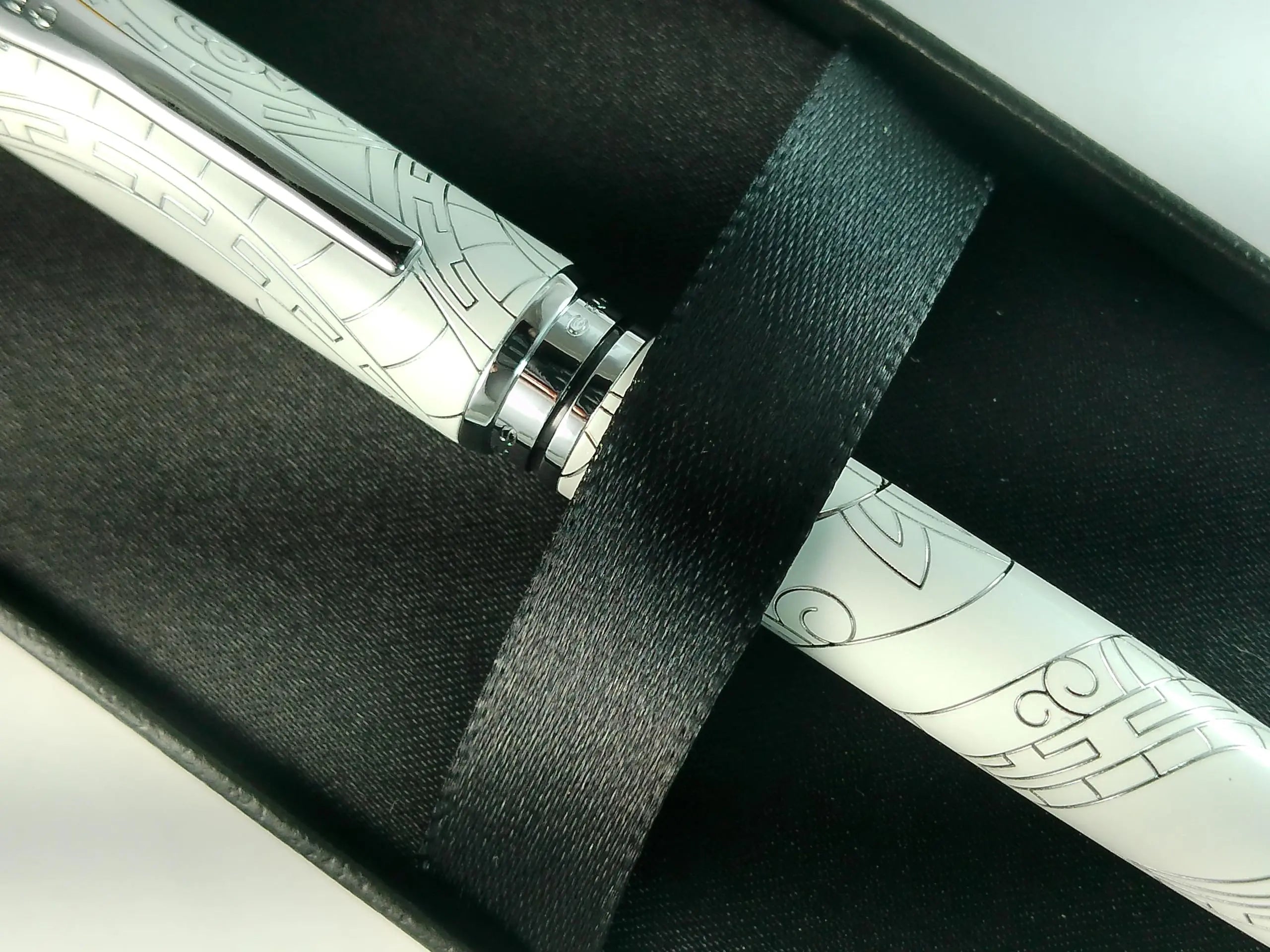 Cross Coventry Year of the Snake Pearl White Lacquer Fountain Pen, Engraved Snake Design Cap and Barrel Cross