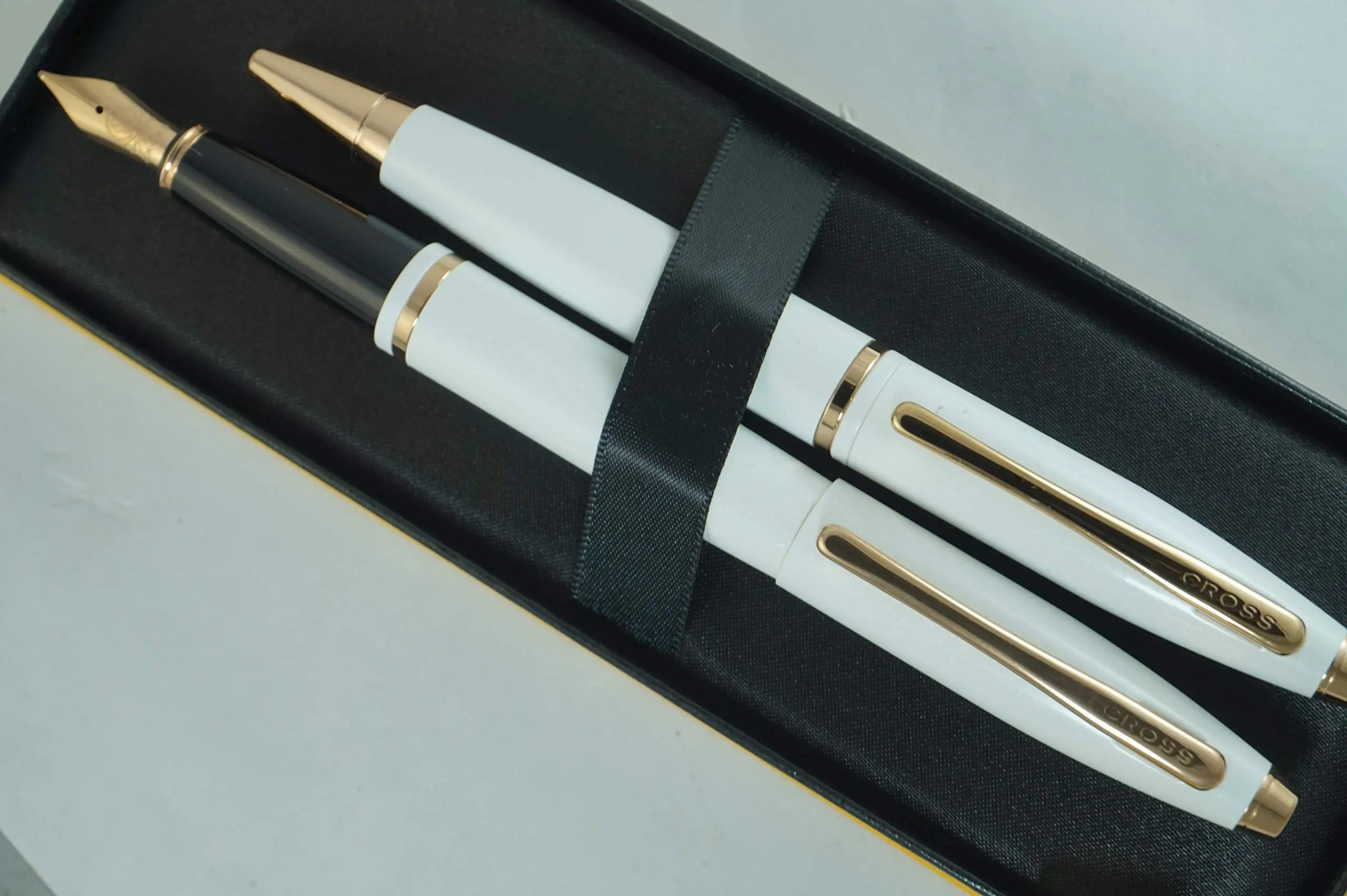 Cross Limited Collection Pearlescent White Lightening Medalist with 23KT Rose Gold Appointments signature mid Band Calaise Medium nib Fountain Pen and Ballpoint with 6 cartridges Cross