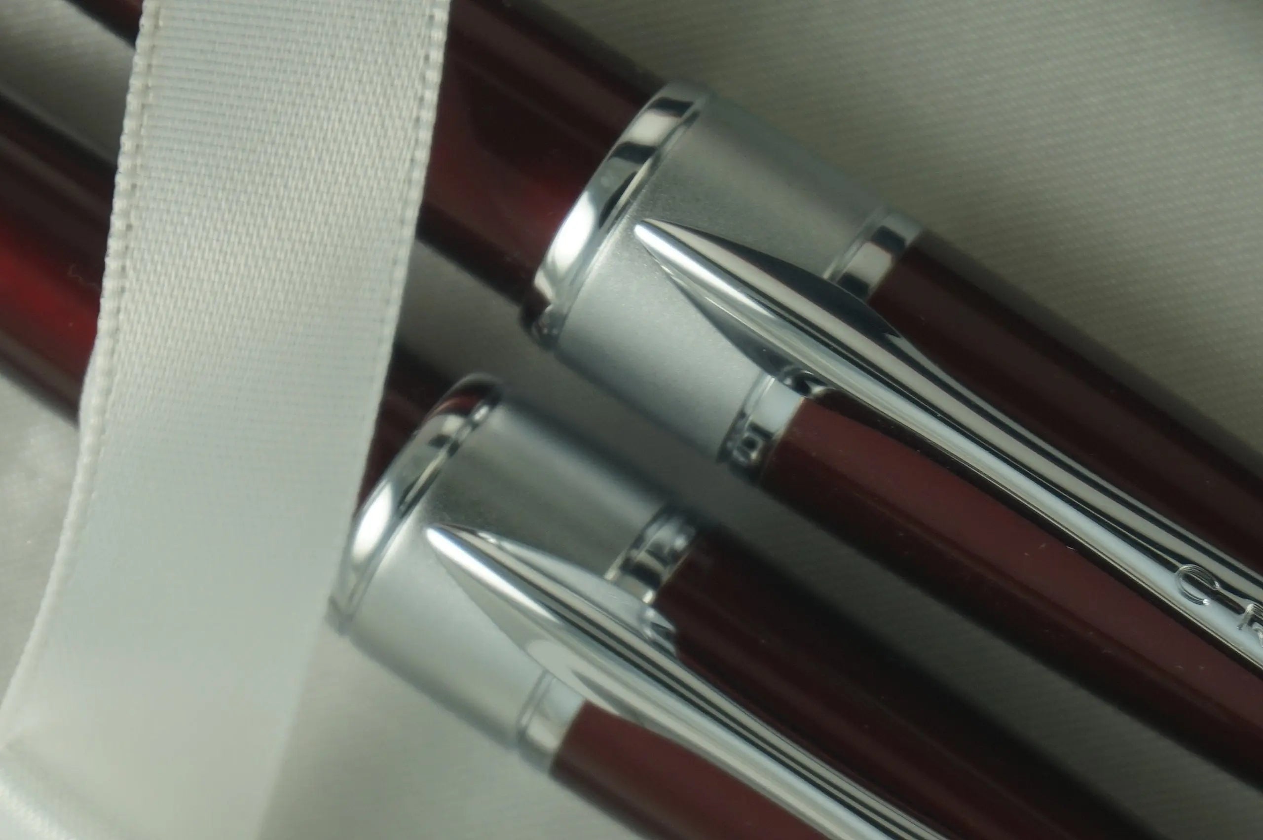 Cross Limited Edition in elegant Art Deco Apogee Executive Diamond Cut Red Lacquer & Rhodium Appointment Barrel Selectip Gel Ink Rollerball Pen & Ballpoint Pen set .A great personal and corporate gift - crosspenmall.com