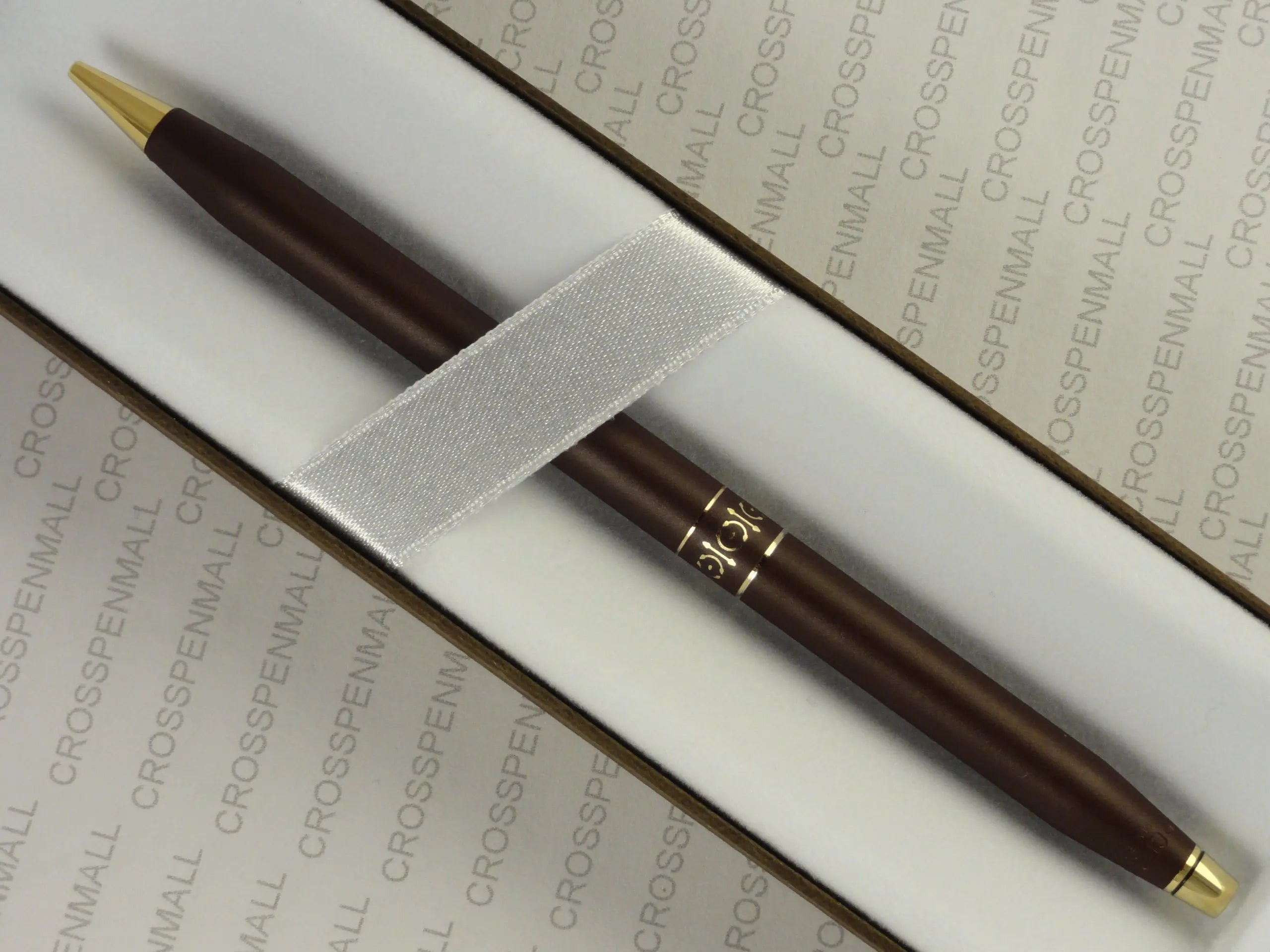 Cross Made in The USA Century Classic Ladies with Gold Velvet Mid-Ring, Burgundy Barrel, and 14KT Gold Appointments 0.5mm Pencil Cross