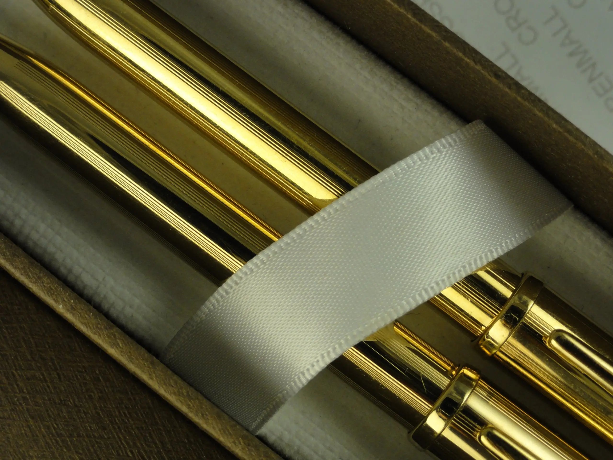 Cross Made in The USA Century II 10K Gold Rolled/Filled Ballpoint Pen & 0.5MM Pencil Set crosspenmall.com