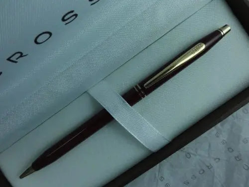 Cross Made in USA Classic Century"Signature Series" Burgundy 0.5MM Pencil with 23K Gold Appointments and Decorative Center Rings crosspenmall.com