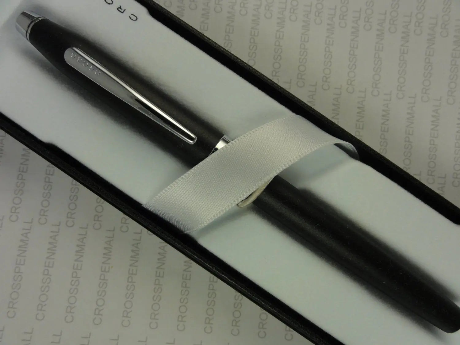Cross Made in the USA Century II Matte Black and Chrome Gel Ink Selectip Rollerball Pen Cross