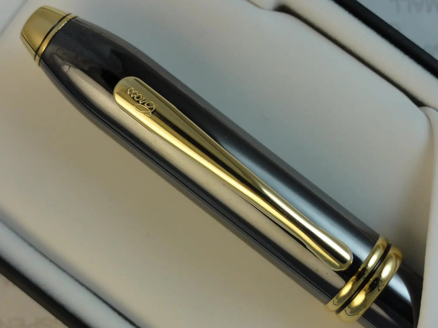 Cross Made in the USA Townsend Titanium 14KT Solid Gold Xf Nib Fountain Pen Cross