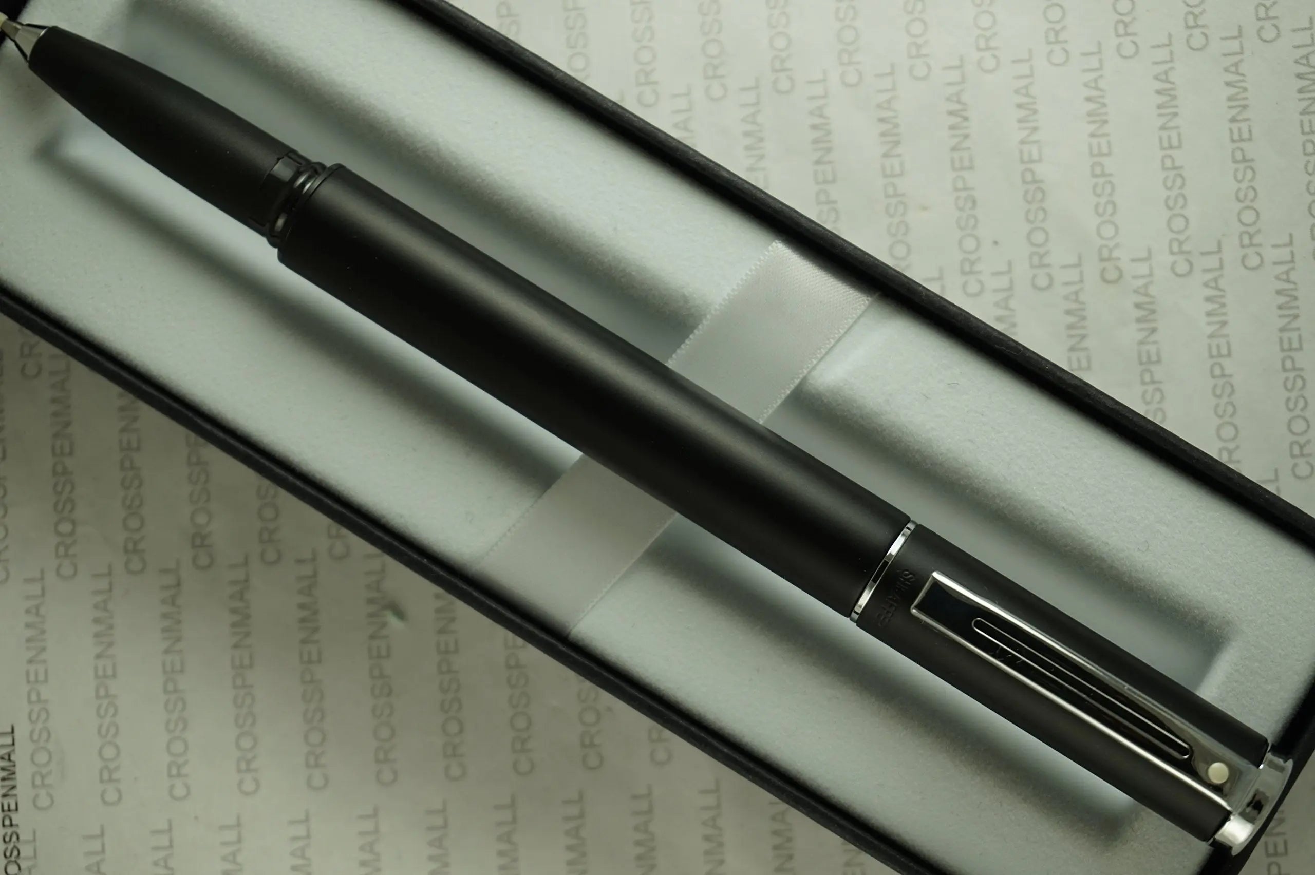 Cross Sheaffer Award Matte Black and Polished appointments Compact with Cylindrical Profile Rollerball Pen Cross