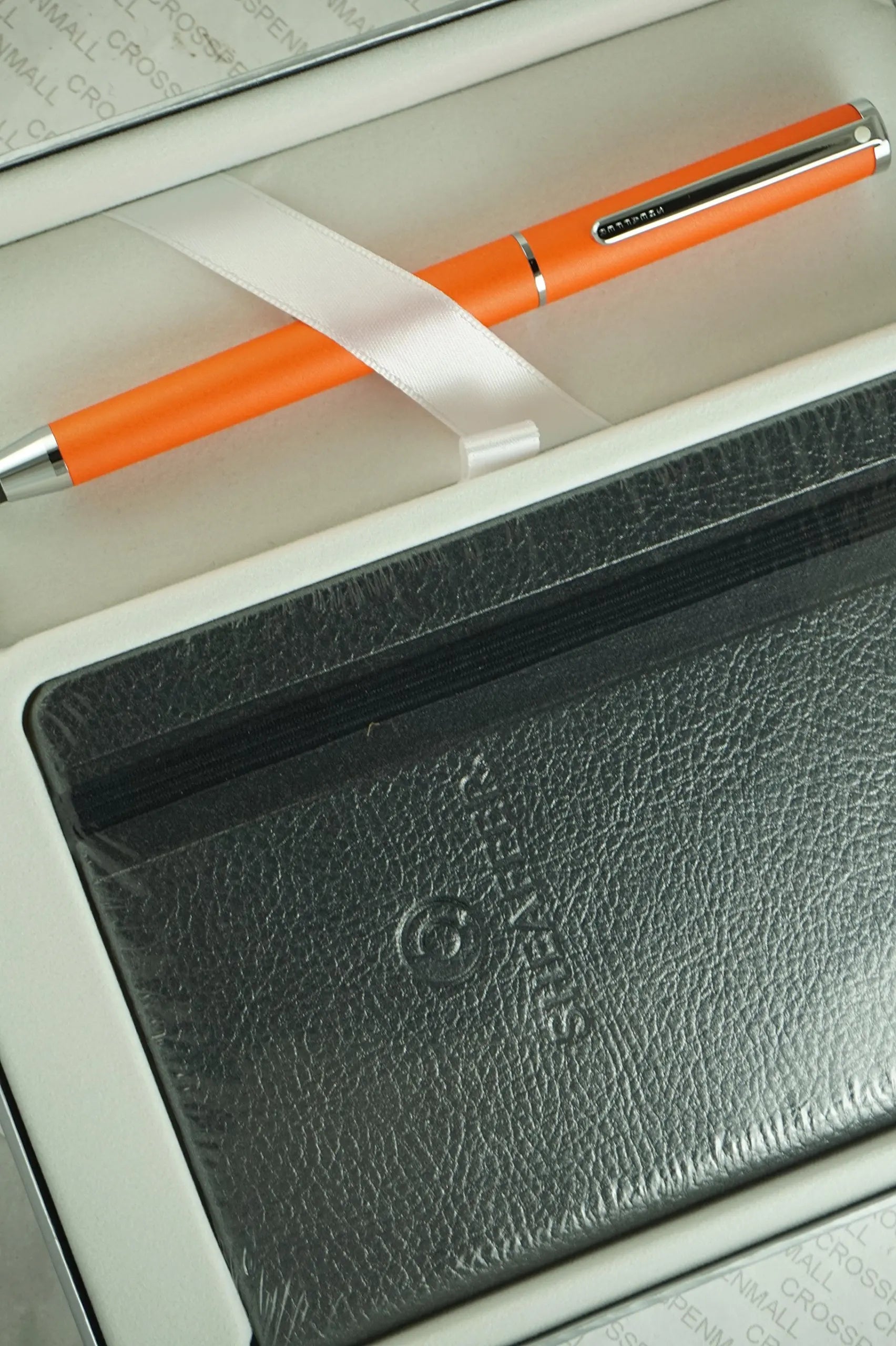 Cross Sheaffer, Matte Tangerine with polished Appointments Ballpoint Pen with Stylus and a matching Sheaffer Jounal set Cross