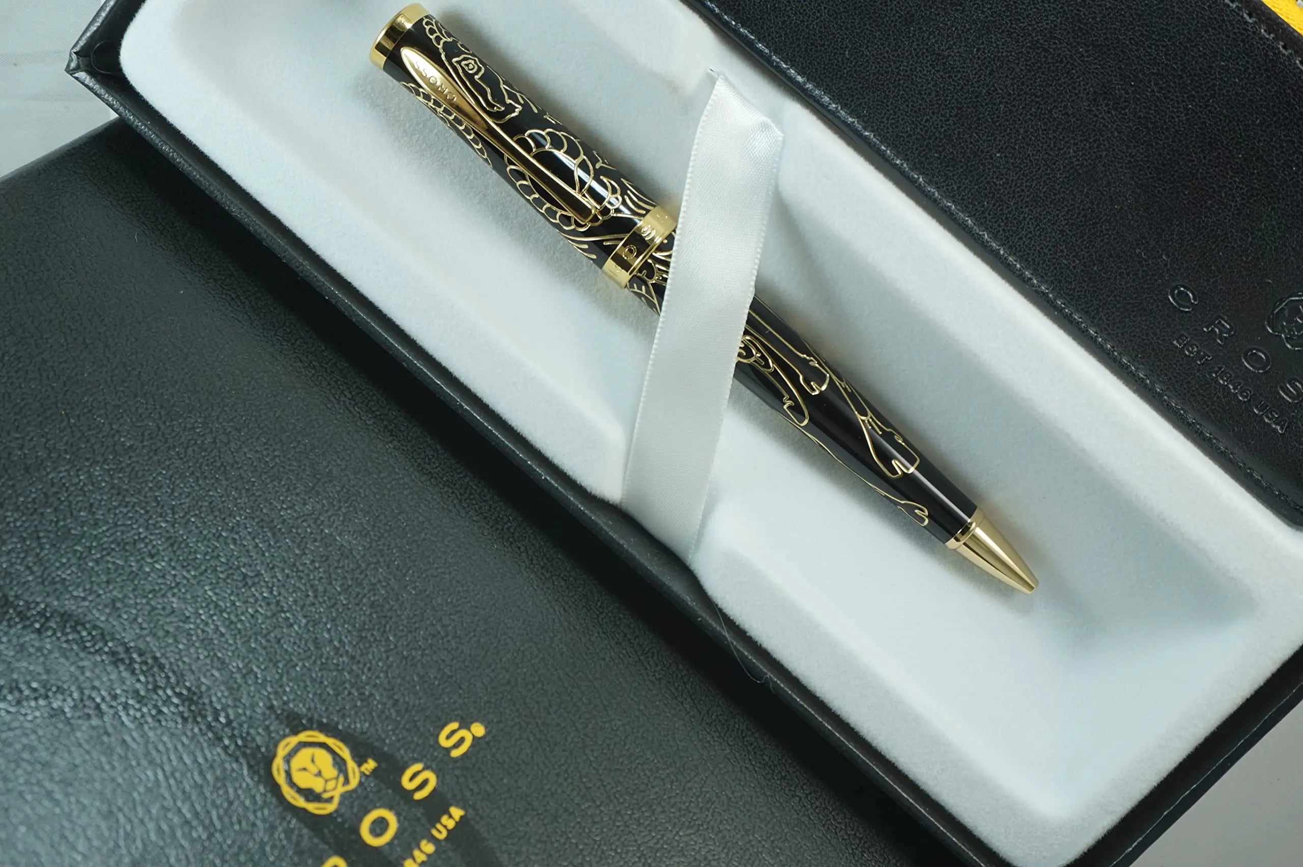 Cross Special Edition Hand made Year of the Goat - Black Lacquer and polished 23KT gold overlays and appointments Ballpoint Pen with Leather Pouch in big Corporate gift box Cross