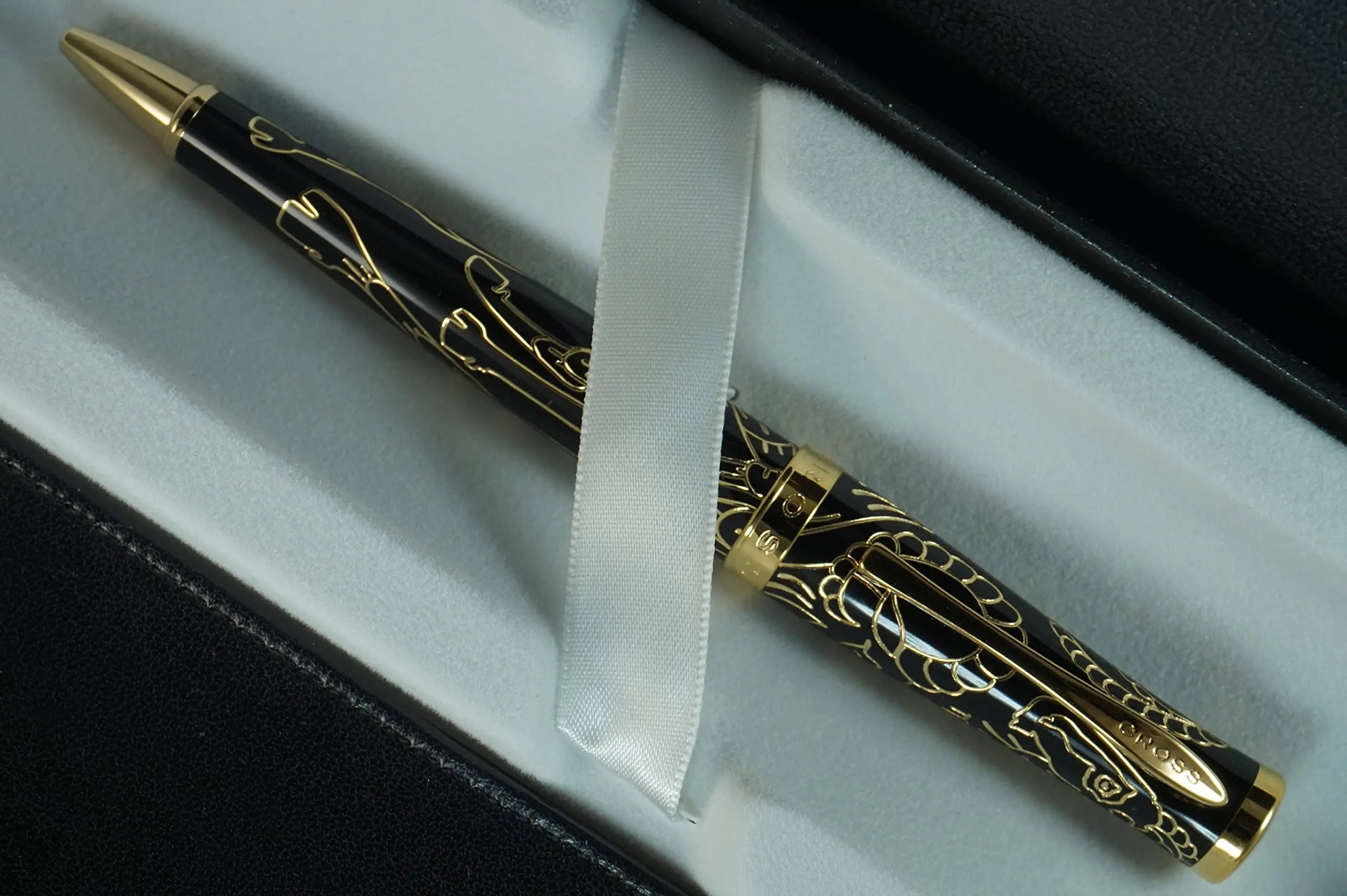 Cross Special Edition Hand made Year of the Goat - Black Lacquer and polished 23KT gold overlays and appointments Ballpoint Pen with Leather Pouch in big Corporate gift box Cross
