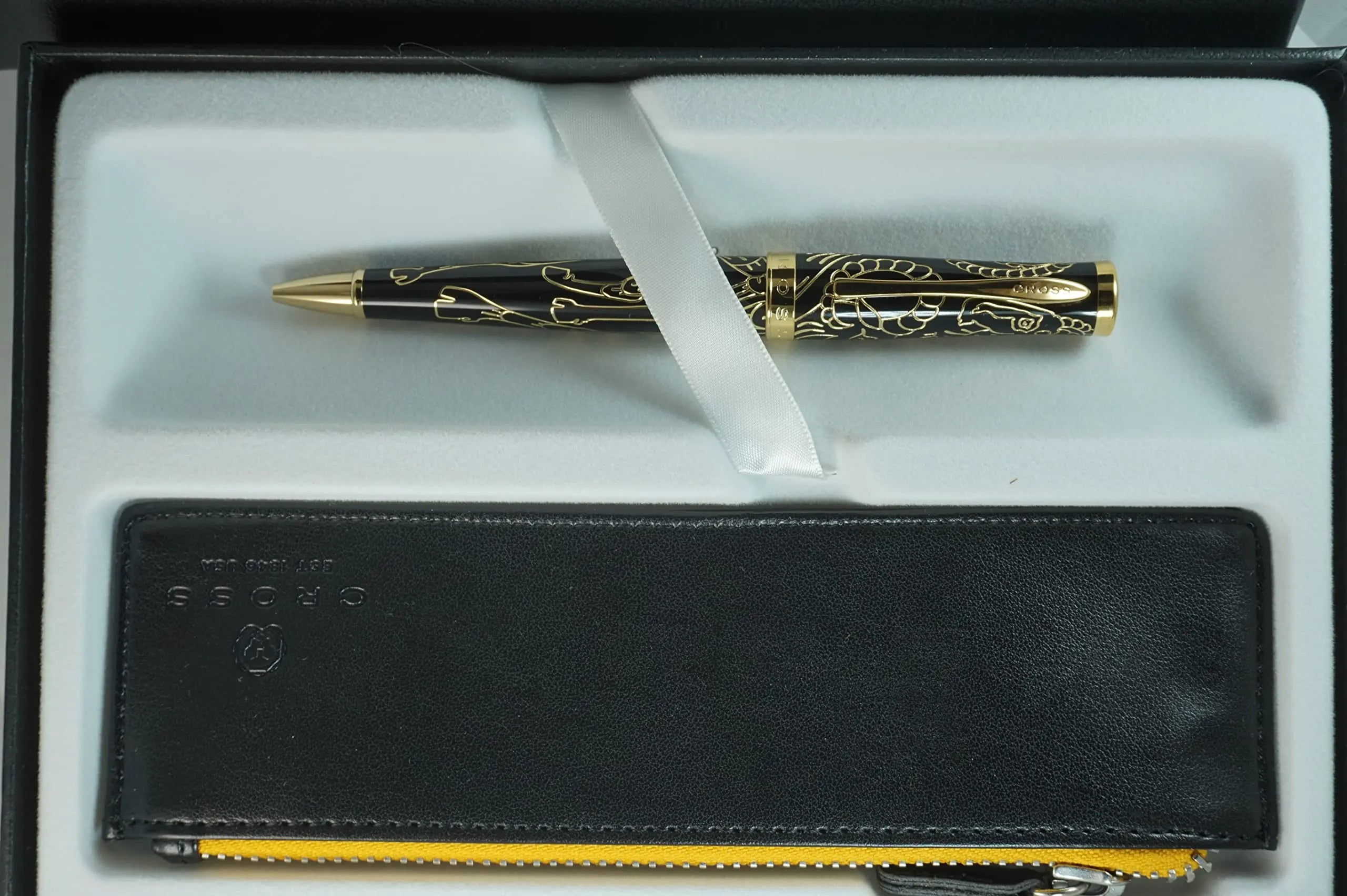 Cross Special Edition Hand made Year of the Goat - Black Lacquer and polished 23KT gold overlays and appointments Ballpoint Pen with Leather Pouch in big Corporate gift box Cross