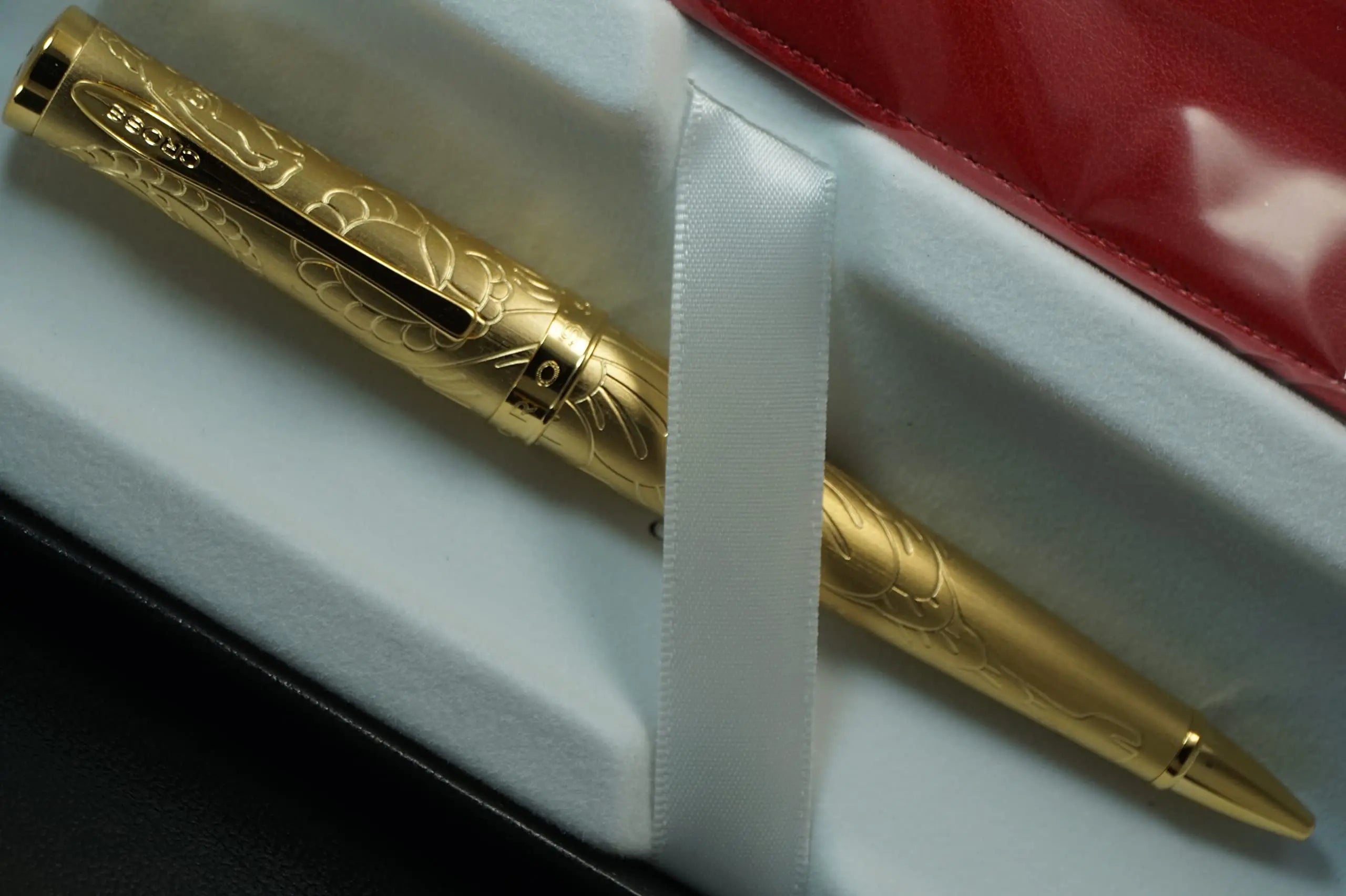 Cross Special Edition Handmade Year of the Goat - 23KT Heavy gold Plate and appointments Ballpoint Pen with Leather Pouch in big Corporate gift box - crosspenmall.com