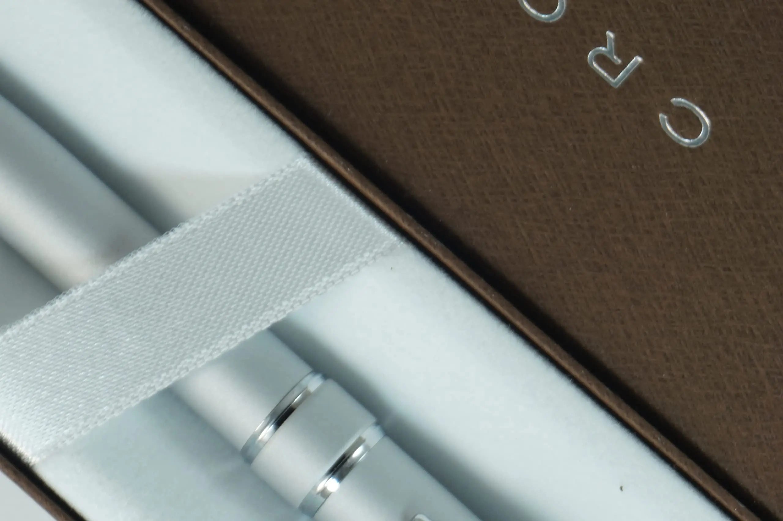 Cross Stratford Matte Satin, Signature Mid Band and Spring-Loaded Clip, Ballpoint Pen - crosspenmall.com