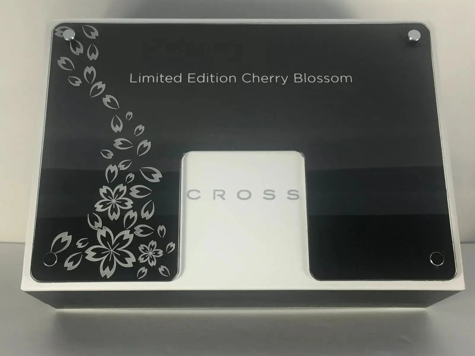 Cross Townsend Cherry Blossom Platinum Limited Edition Medium nib Fountain Pen with numbered Certificate of Authenticity (Copy) Cross