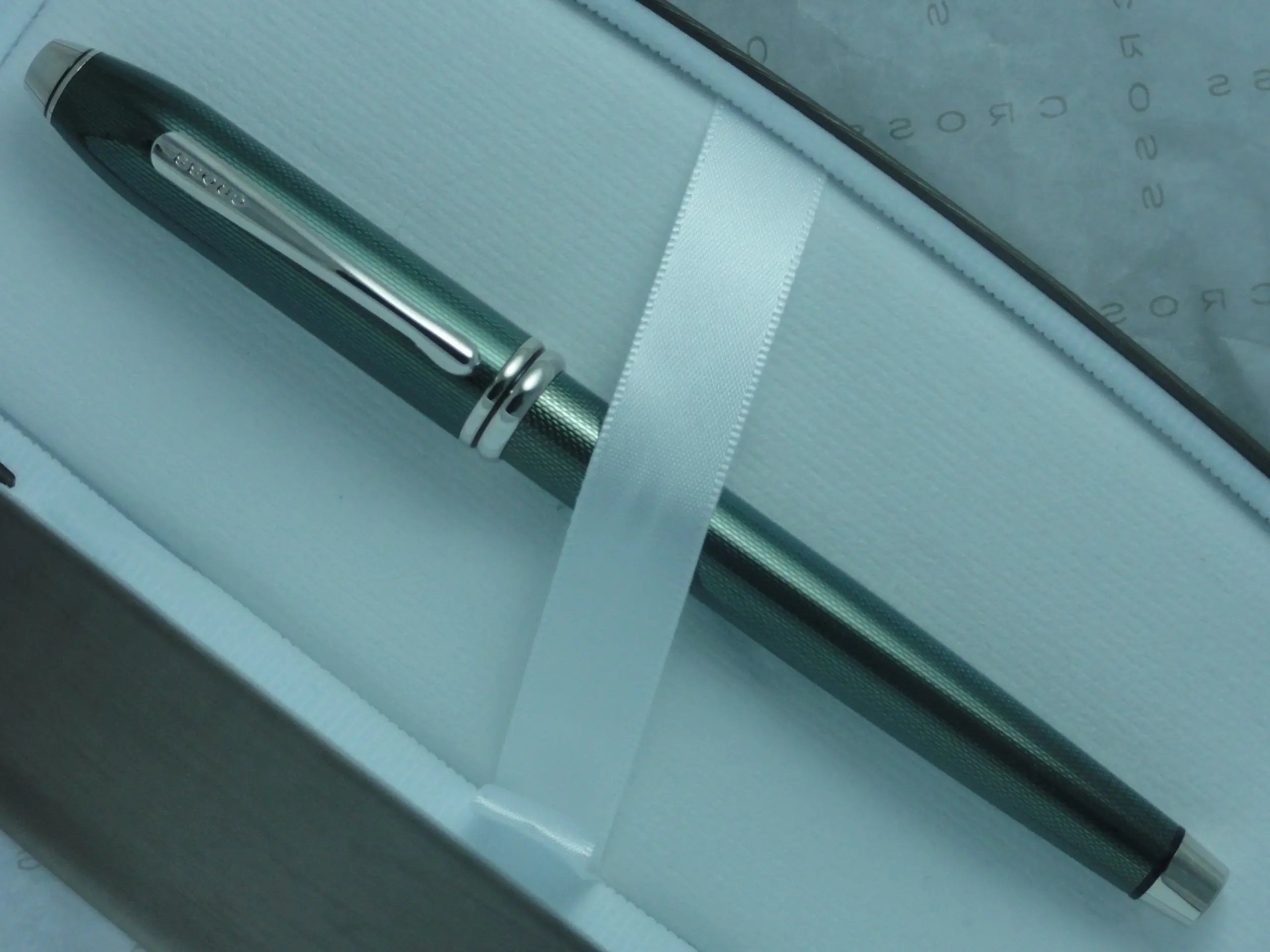 Cross Townsend Limited Edition Quartz Nile Green Townsend Gel Ink Rollerball Pen with Rhodium Appointment. Rare Collectible - crosspenmall.com