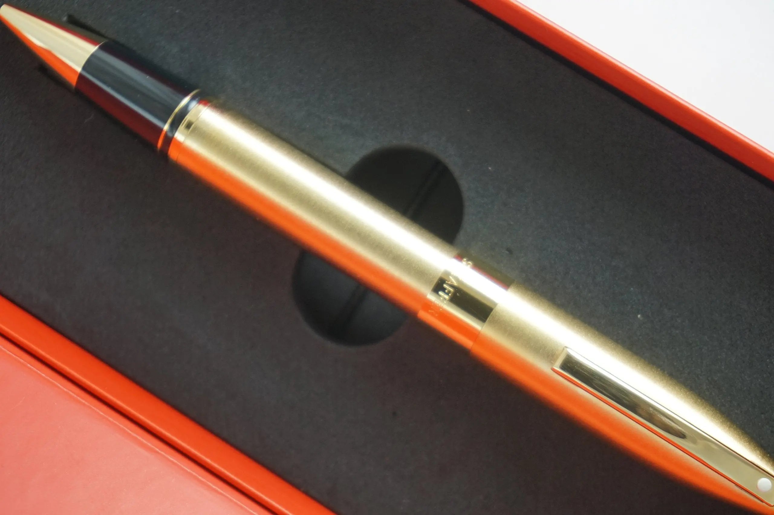 Made in Germany Sheaffer Legacy Heritage 22KT Gold Rollerball Pen and Matching Gold Sheaffer desk Clock Combo Cross