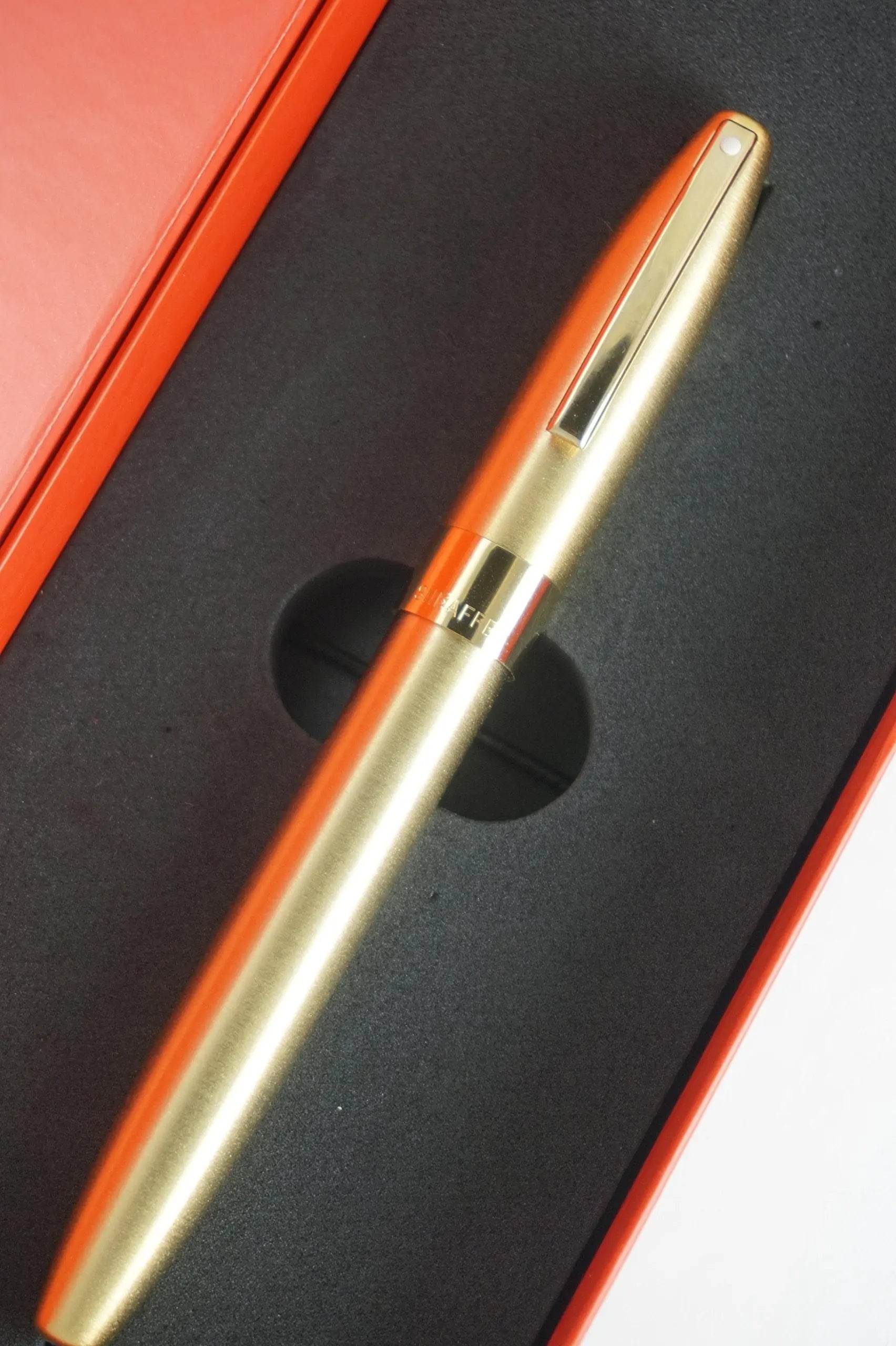 Made in Germany Sheaffer Legacy Heritage 22KT Gold Rollerball Pen and Matching Gold Sheaffer desk Clock Combo Cross