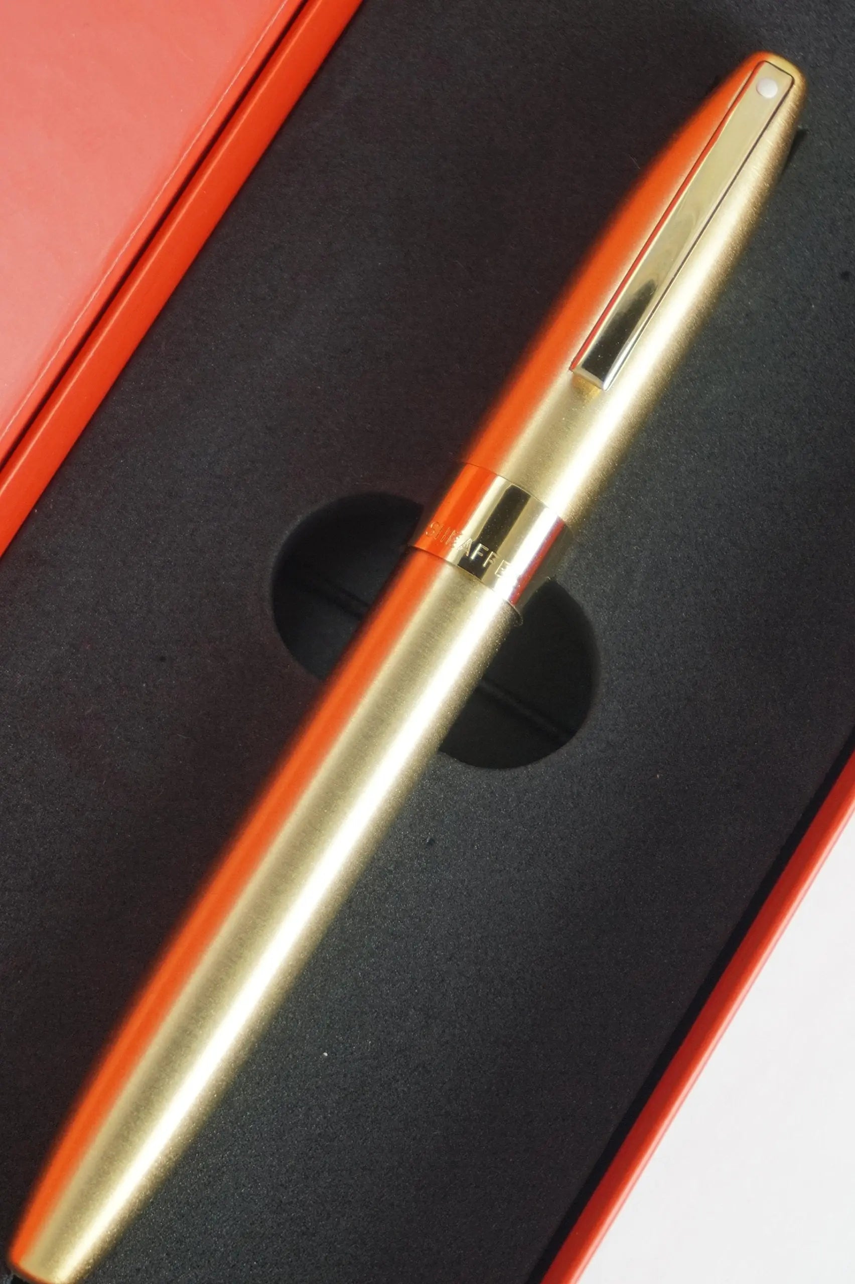Made in Germany Sheaffer Legacy Heritage 22KT Gold Rollerball Pen and Matching Gold Sheaffer desk Clock Combo Cross
