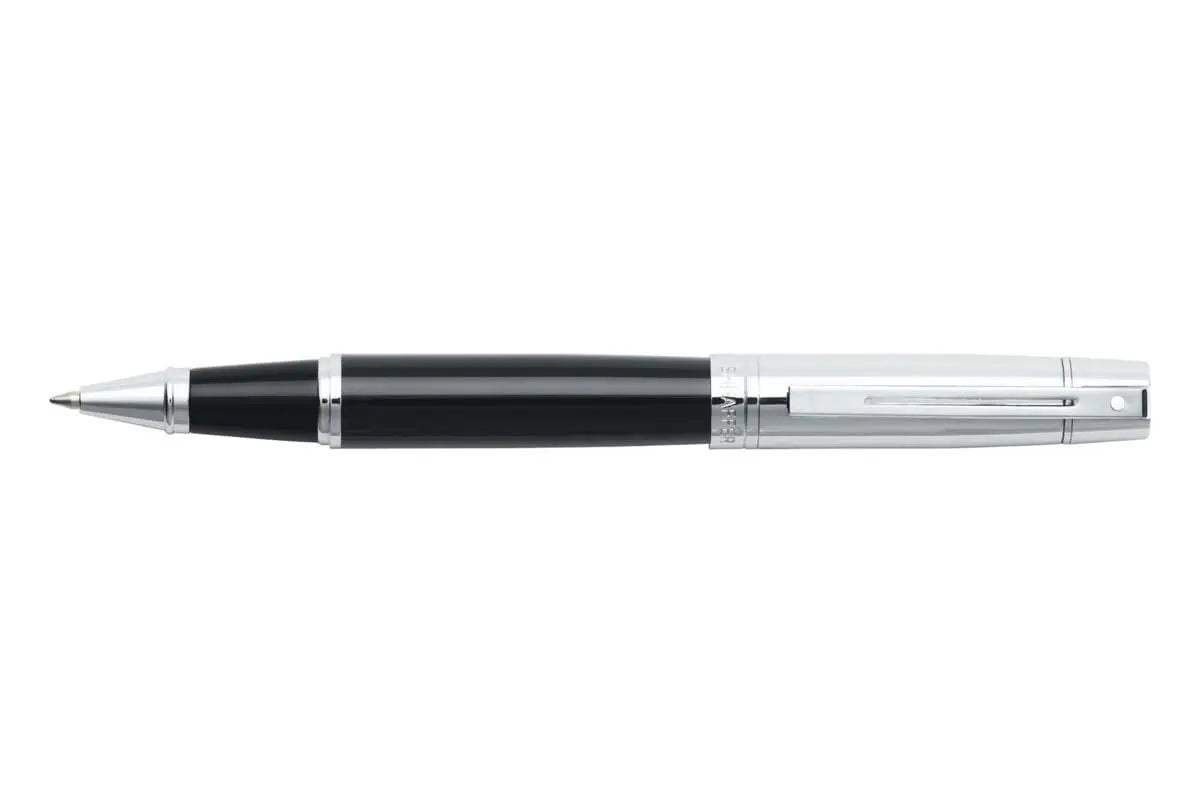 Sheaffer 300 Glossy Black Fountain Pen with Bright Chrome Cap, Chrome-Plated Trim and Matching Pouch gift Set Sheaffer