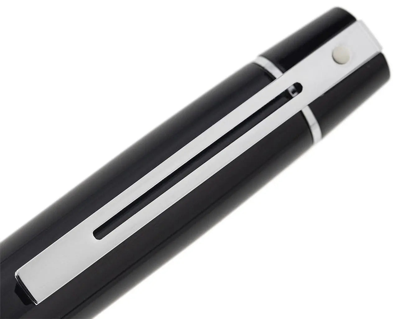 Sheaffer 300 Glossy Black Pen with Chrome-Plated Trim and Matching Pouch Gift Set Sheaffer