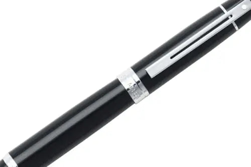 Sheaffer 300 Glossy Black Pen with Chrome-Plated Trim and Matching Pouch Gift Set (Fountain, Fine Nib) Sheaffer