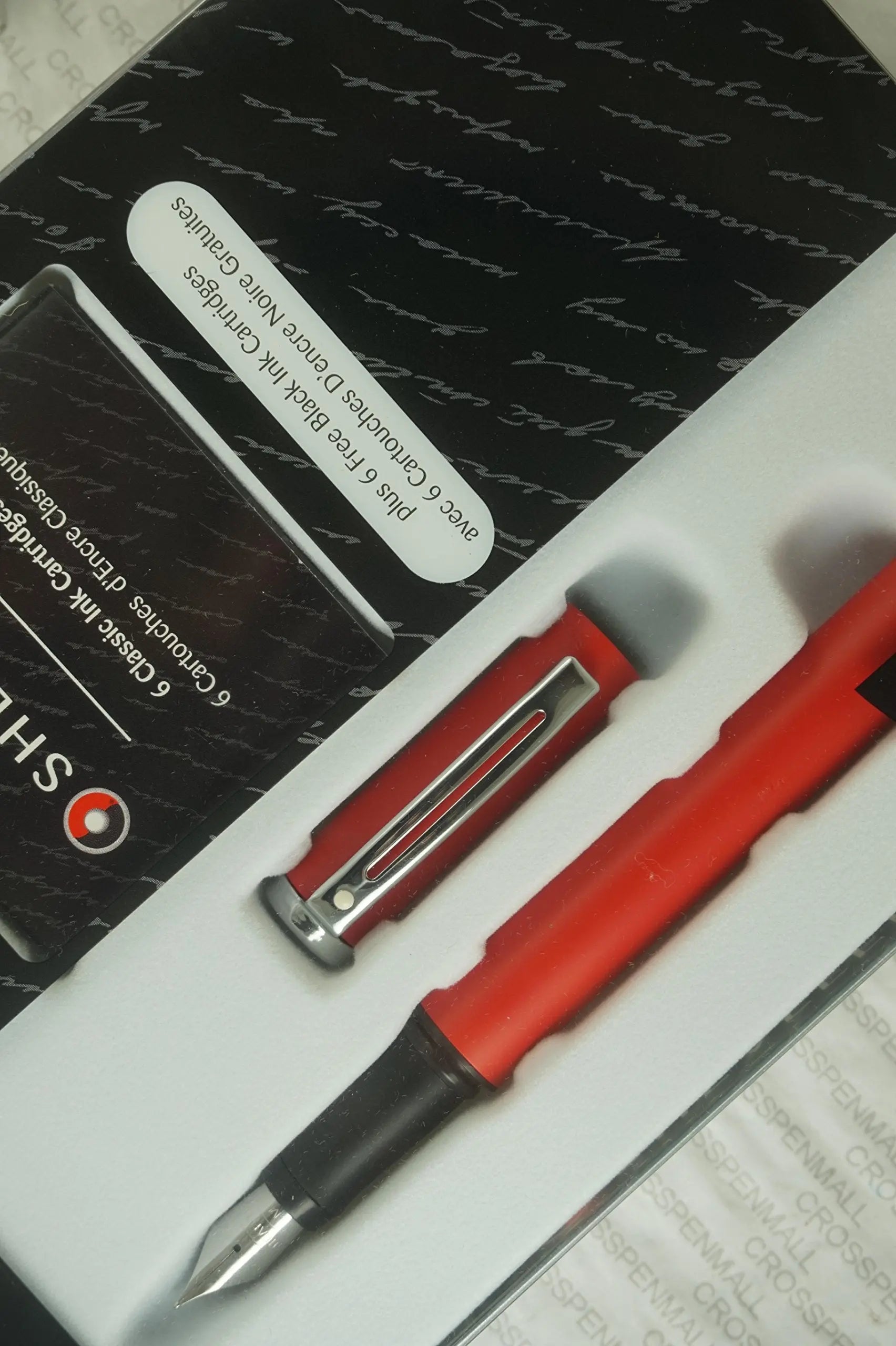 Sheaffer Award Matte Red and polished appointments compact with cylindrical profile Medium nib Fountain Pen with 6 cartridges A great gift for anyone Sheaffer