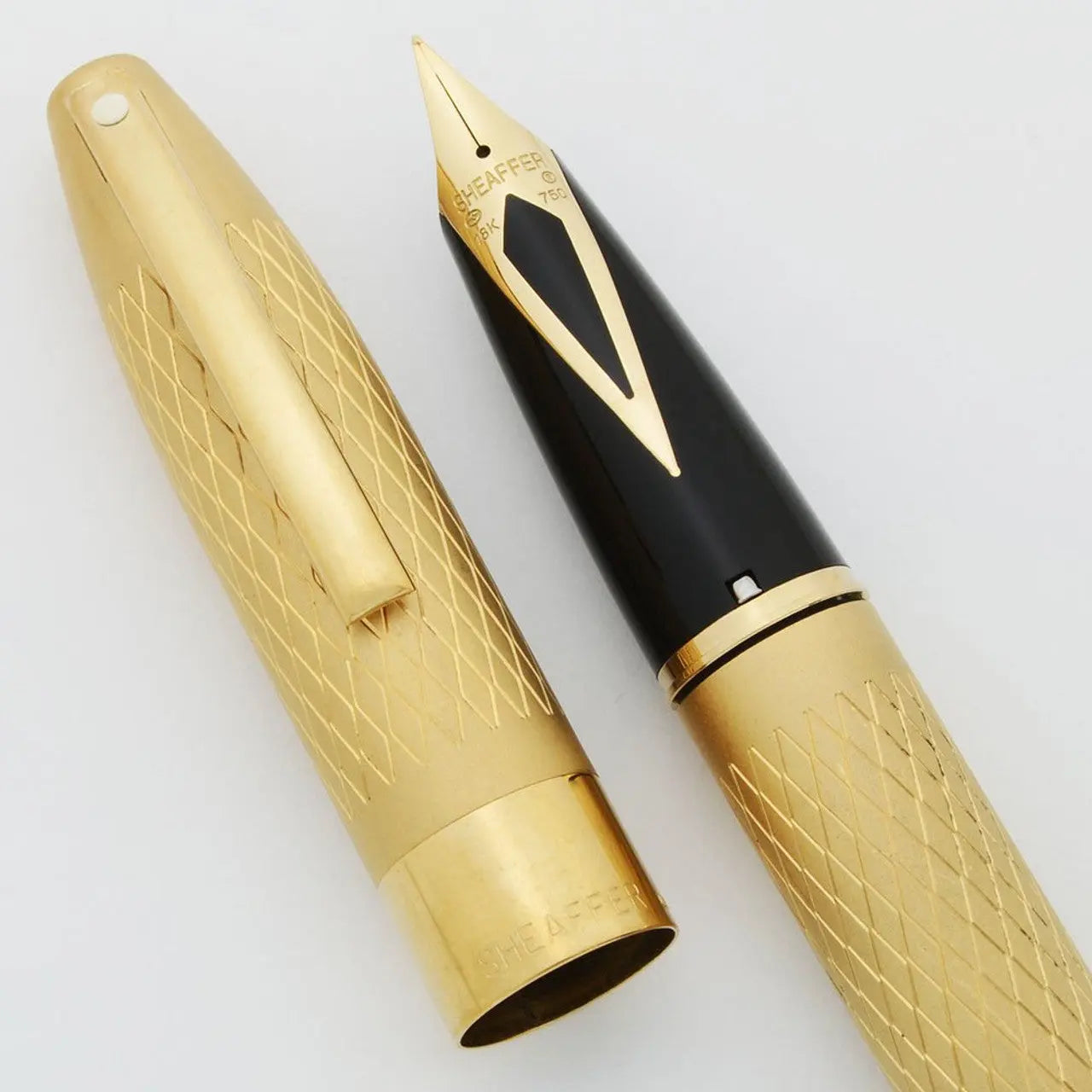 Sheaffer Legacy II Made in USA Heritage Kings Gold 855 Solid 18K medium nib Fountain Pen Sheaffer