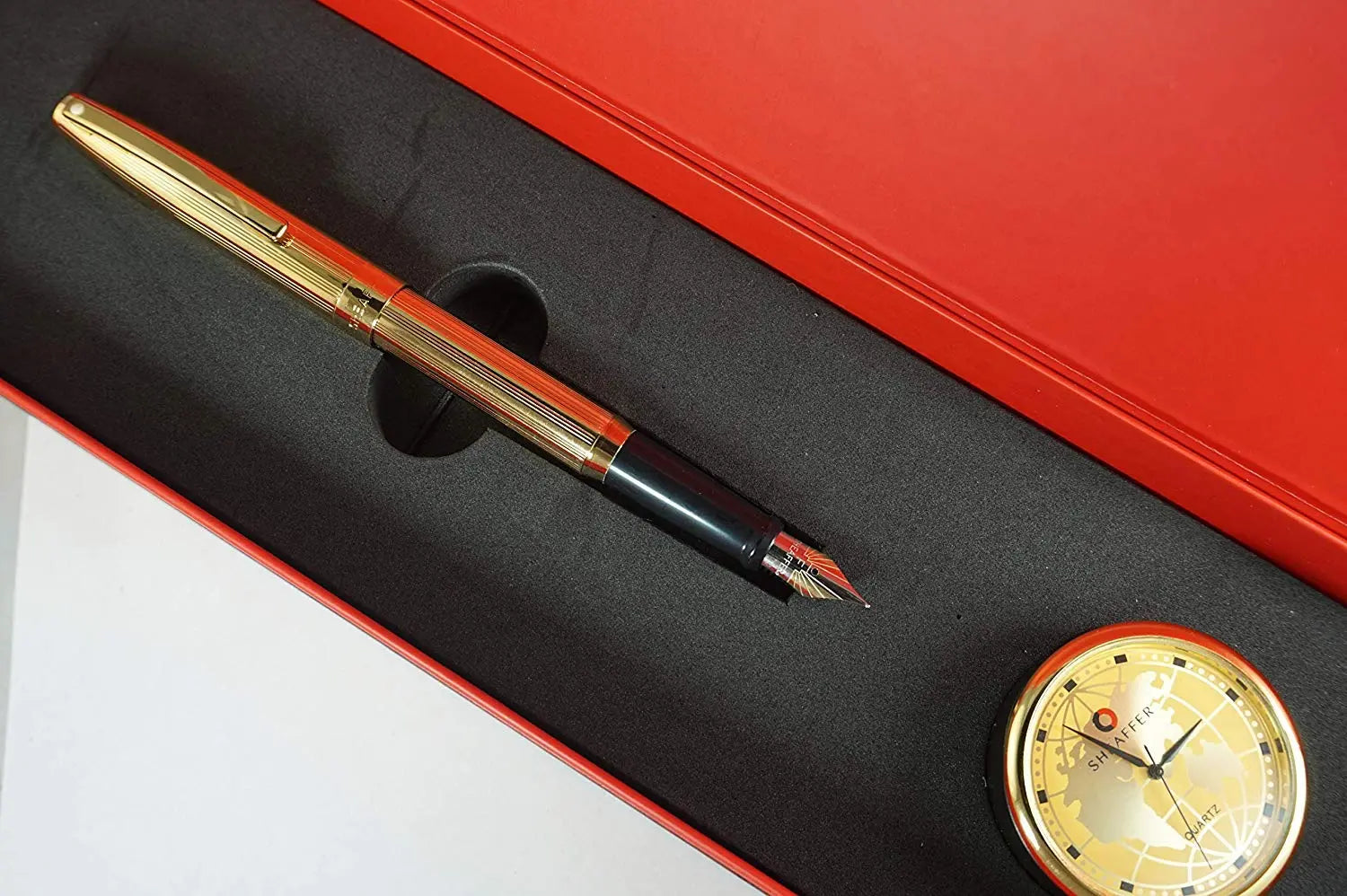Sheaffer Sagaris 23KT Gold Medium Point Fountain Pen with 22KT Gold barrel and appointments and Matching Desk Clock - crosspenmall.com