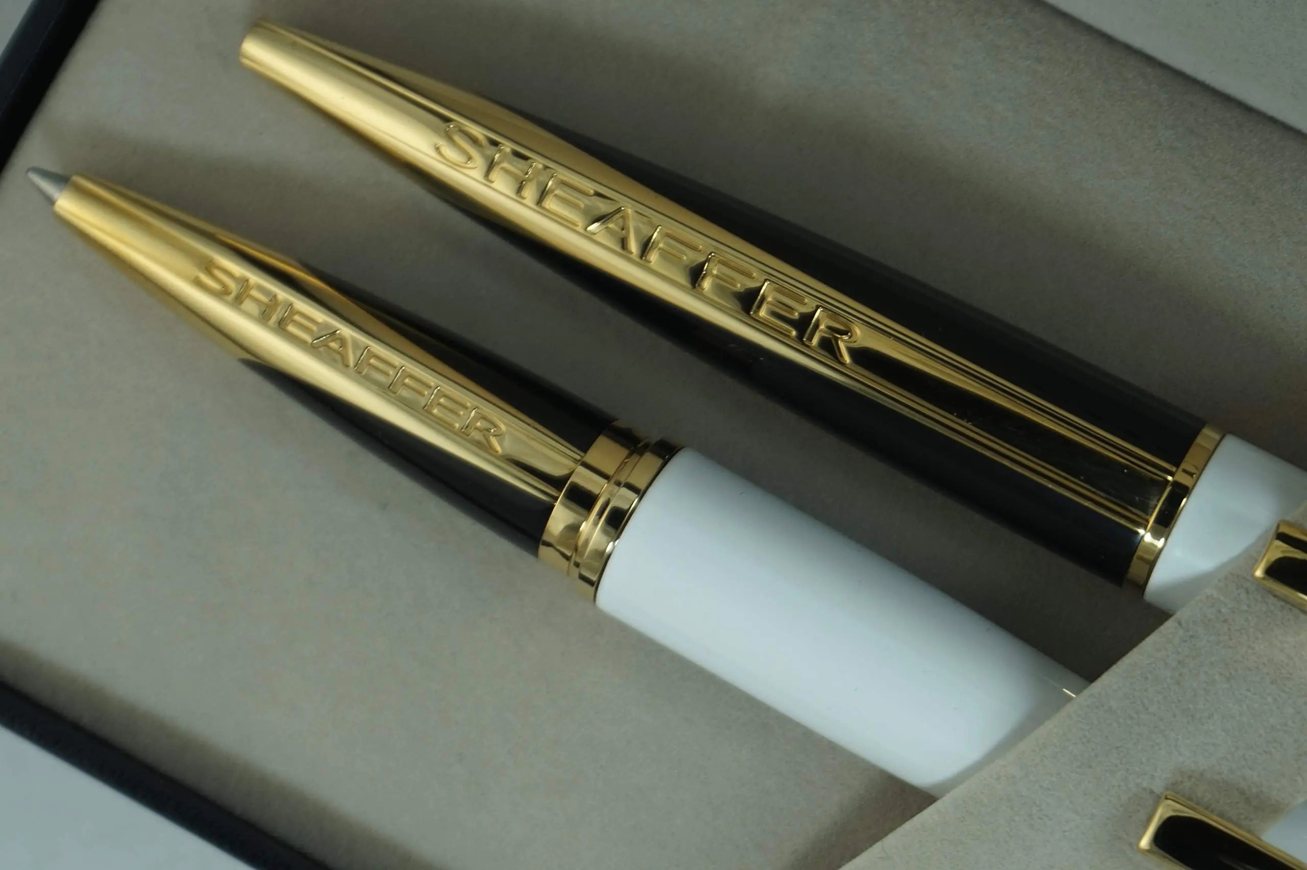 Sheaffer Taranis Aerodynamic Power, Sleek Style and Patent-pending Gripping Section Stormy White, and 22KT Gold Trim Accent Rollerball and Ballpoint Pens set Sheaffer