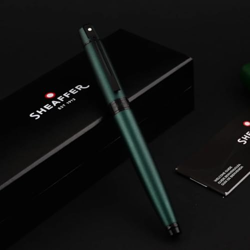 Sheaffer 300 Matte Green Pen with Contrating Black PVD Trims and Matching Pouch gift Set Sheaffer