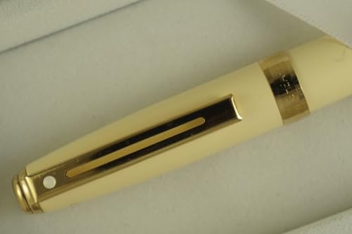 Sheaffer Cross Made in the USA Prelude Signature Champagne White and 22KT Gold Appointments Ballpoint Pen and Journal. Sheaffer