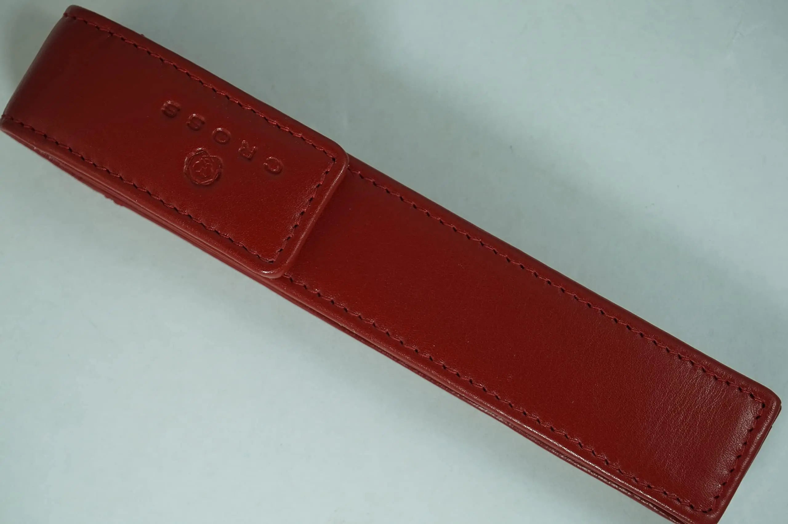 A.T. Cross Cross Full Grain Burgundy red Leather with Matching Thread Color Combinations, Single Flip Top Pen Pouch with Secure snap, Can Accommodate Any Cross Pen - crosspenmall.com