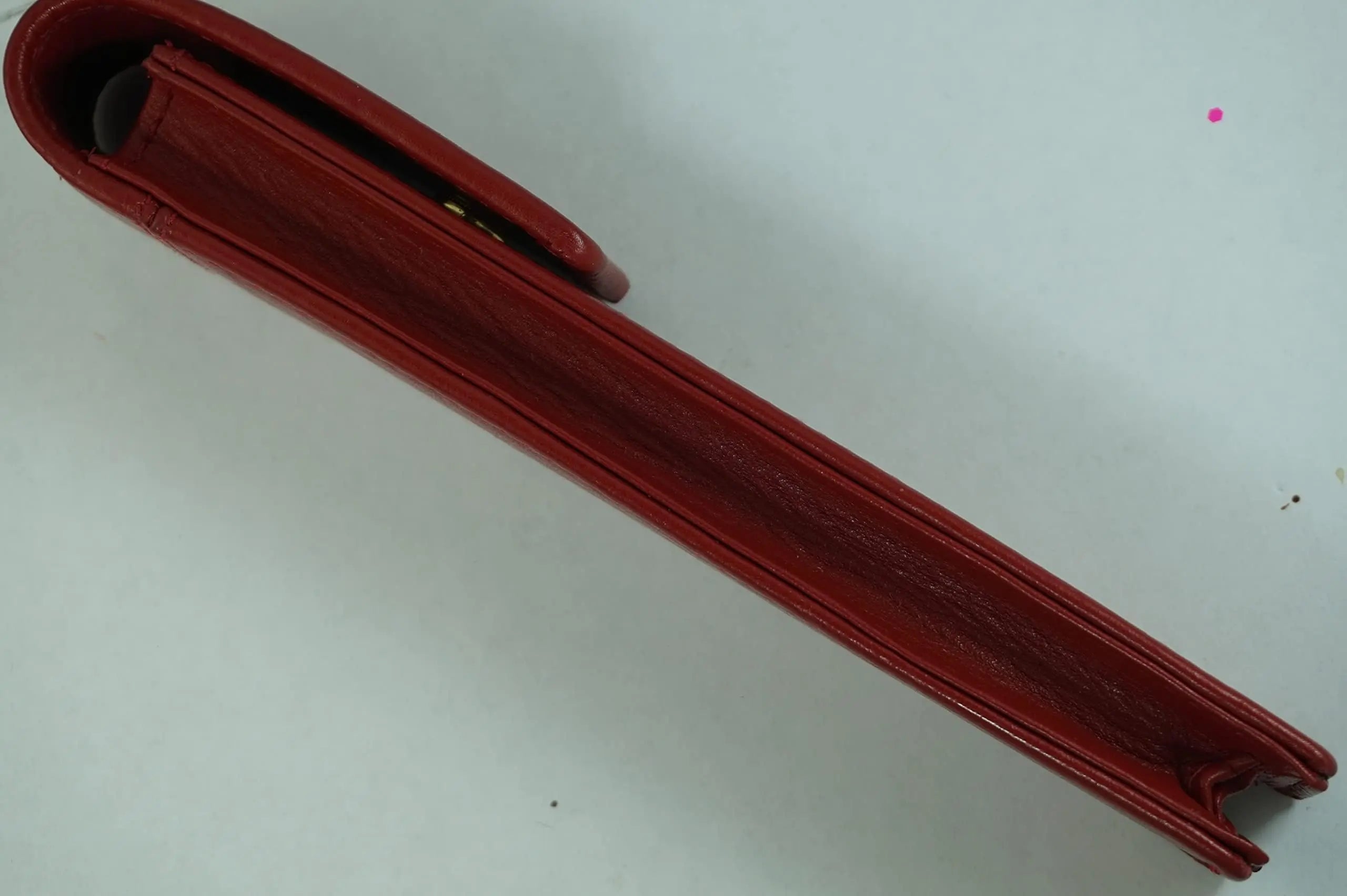 A.T. Cross Cross Full Grain Burgundy red Leather with Matching Thread Color Combinations, Single Flip Top Pen Pouch with Secure snap, Can Accommodate Any Cross Pen - crosspenmall.com