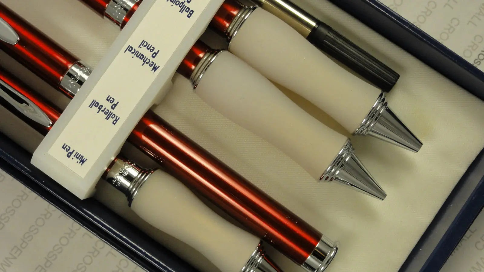 Cross Bill Blass Burgundy 4-piece Pen & Pencil Gift Set Bill Blass