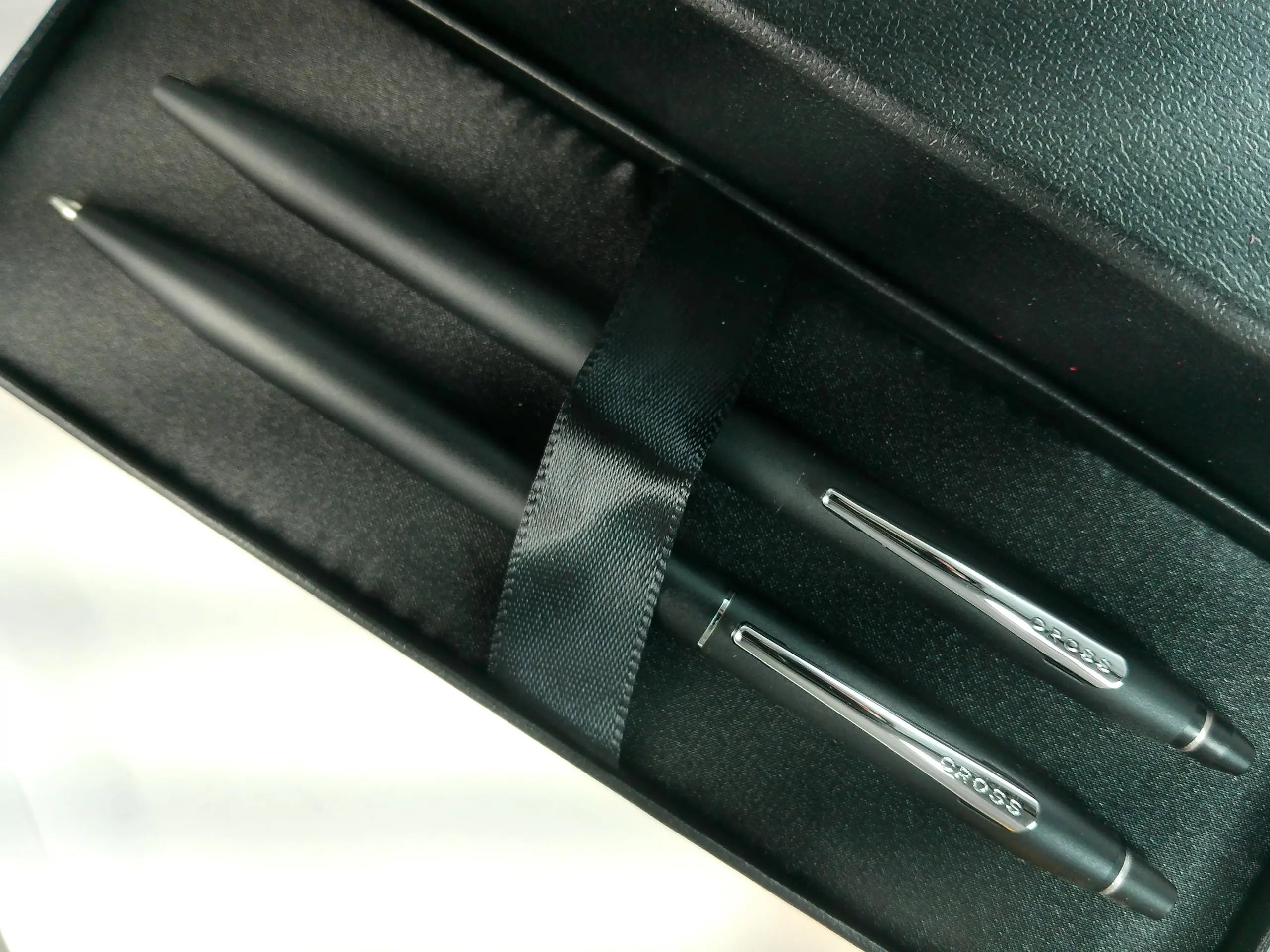Cross Click Classic Black Refillable Ballpoint Pen and 0.5MM Mechanical Pencil Set in in Premium gift box Cross