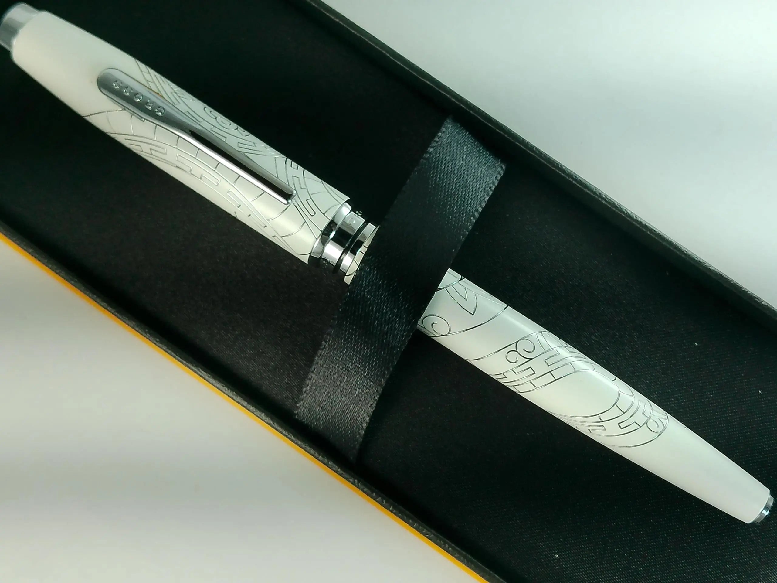 Cross Coventry Year of the Snake Pearl White Lacquer Fountain Pen, Engraved Snake Design Cap and Barrel Cross
