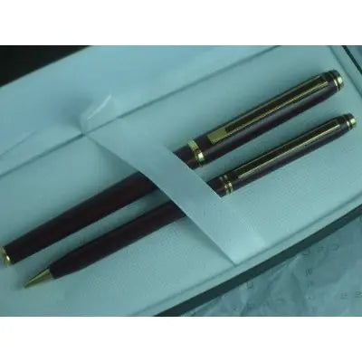Cross Executive Limited Edition Signature Burgundy Lacquer with 18k Solid Gold Medium Nib Fountain Pen & 0.5MM Lead Pencil Set Cross