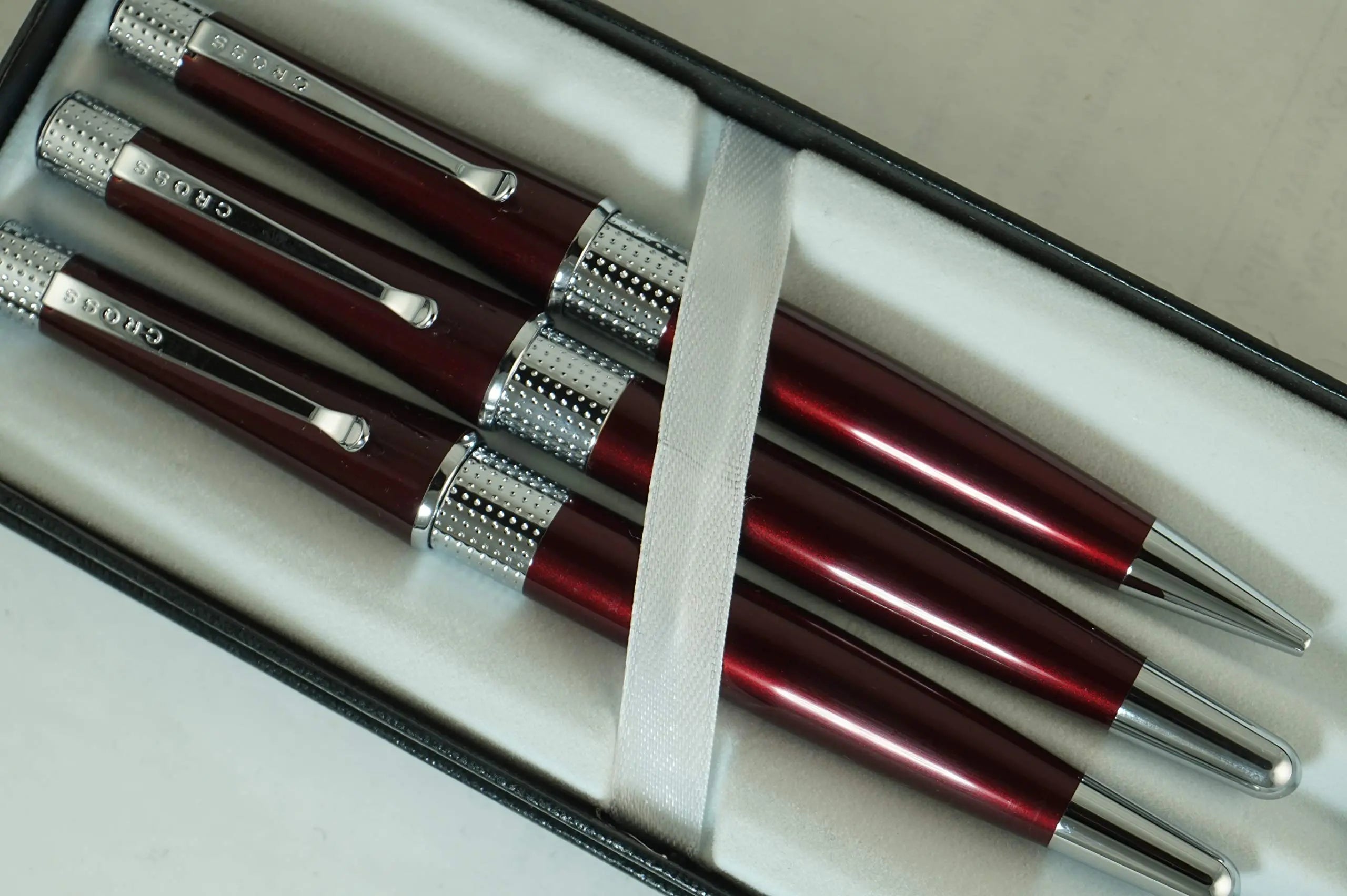 Cross Limited Edition Beverly Red Burgundy Lacquer with Cross Signature Pronounced Center Band Trio of Fountain, Rollerball & Ballpoint Pens Set.A Great Wedding, Birthday, Graduation & Christmas Gift A.T.. CROSS