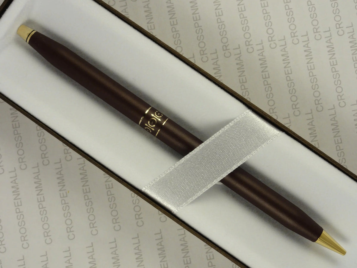 Cross Made in The USA Century Classic Ladies with Gold Velvet Mid-Ring, Burgundy Barrel, and 14KT Gold Appointments 0.5mm Pencil cross